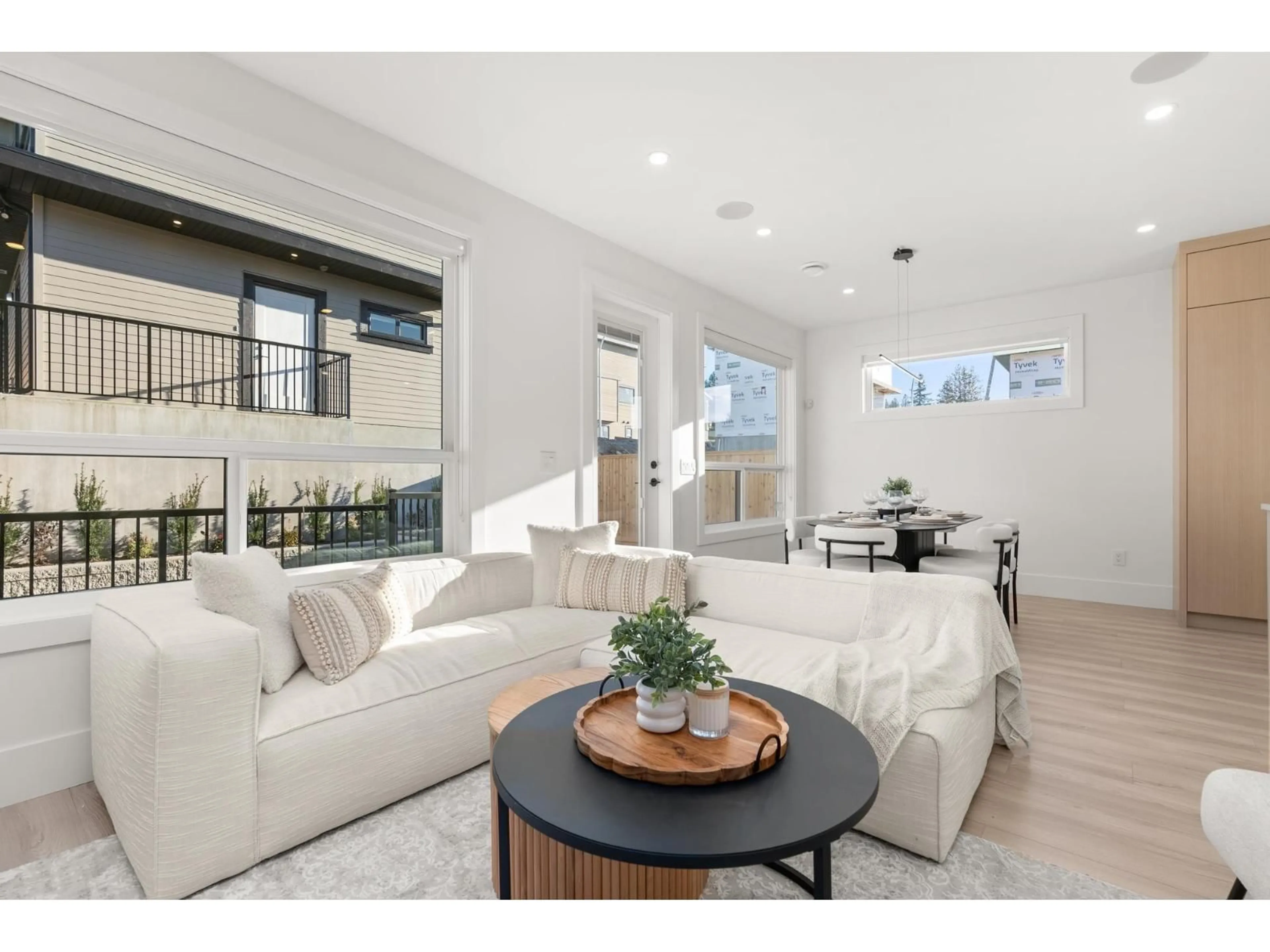 Living room with furniture, unknown for 9312 EBOR, Delta British Columbia V4C3K7