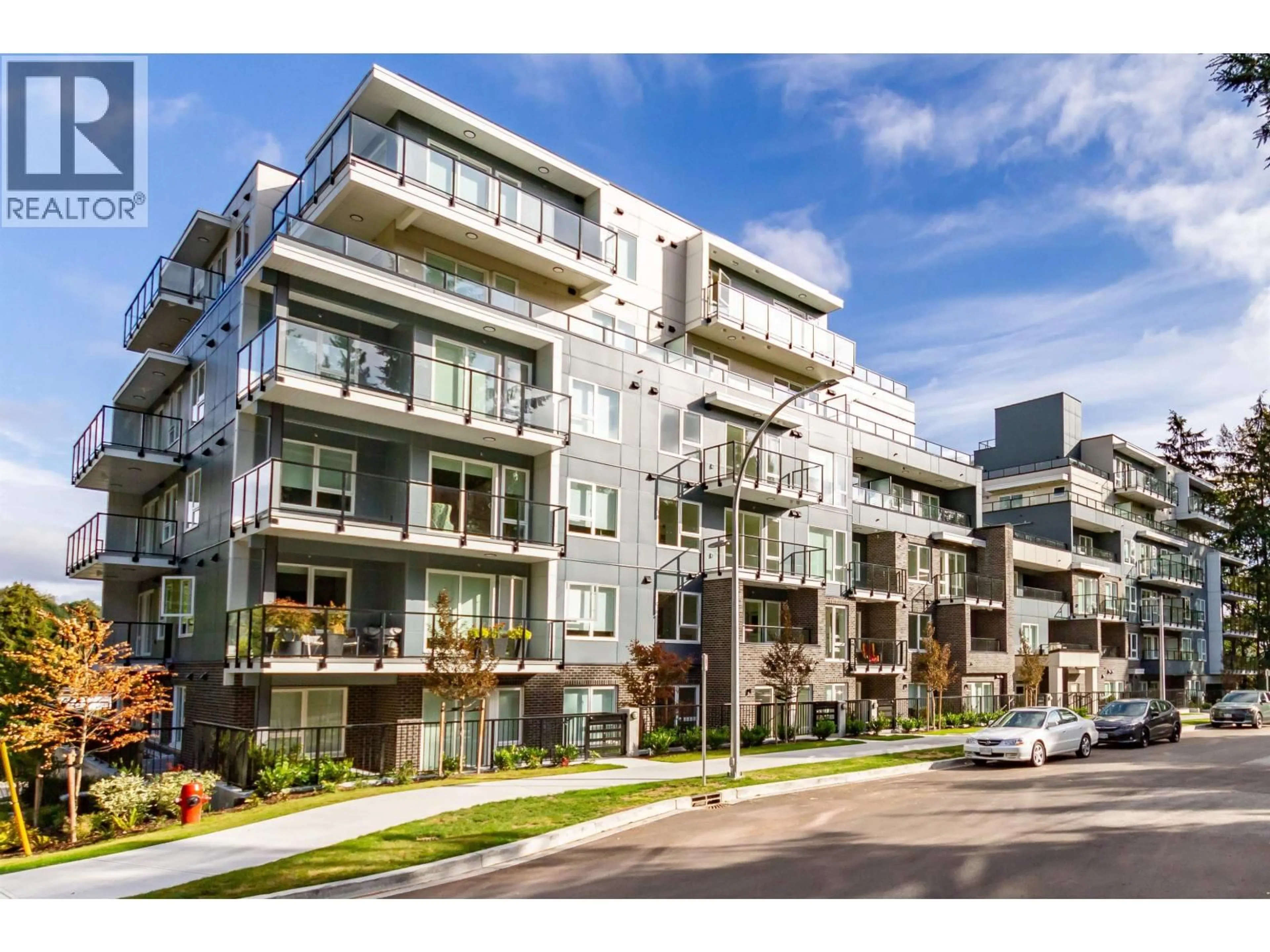 Patio, street for 606 - 2002 ST. GEORGE STREET, Port Moody British Columbia V3H0N4