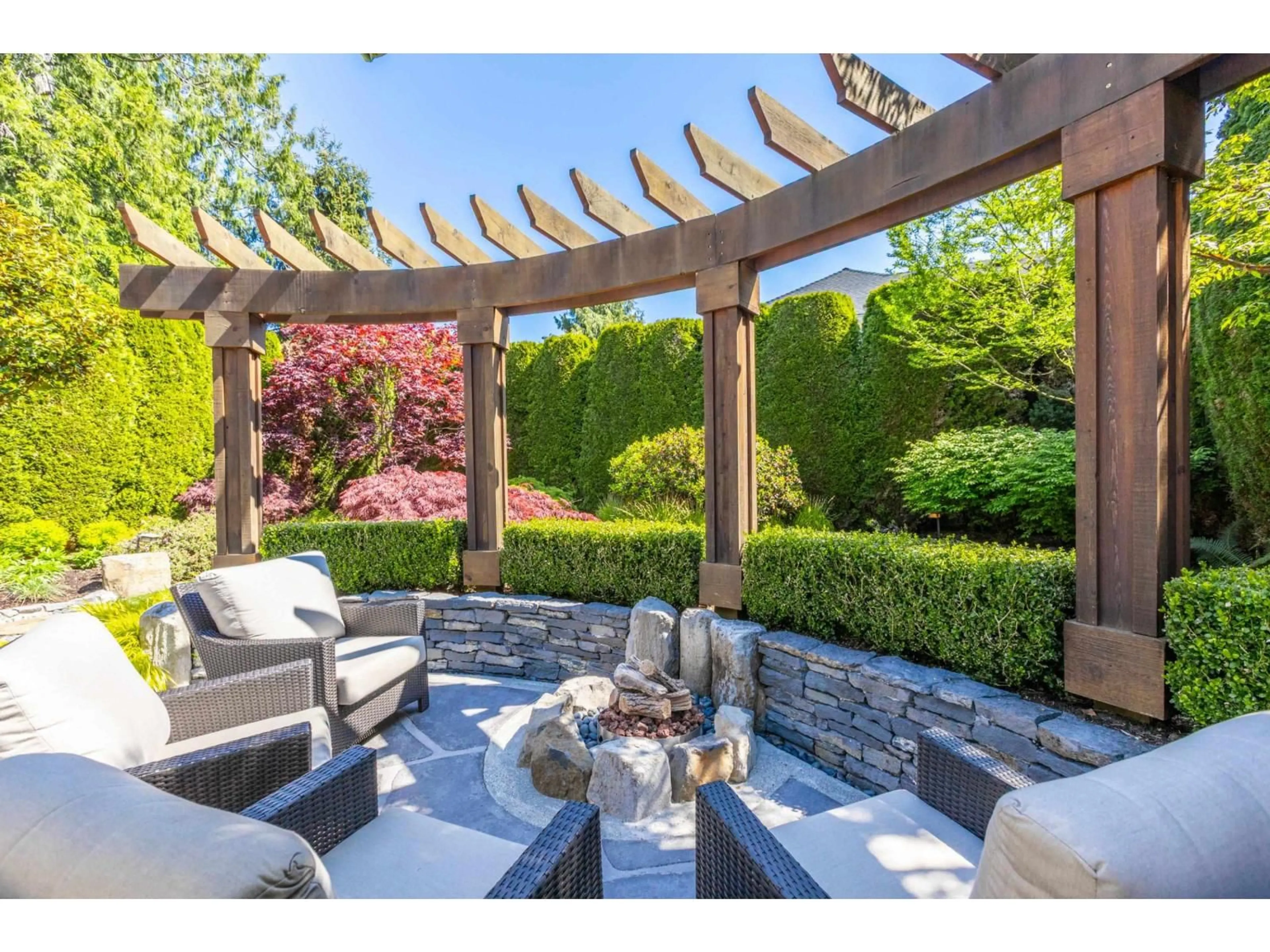 Patio, unknown for 6320 122A, Surrey British Columbia V3X3G6
