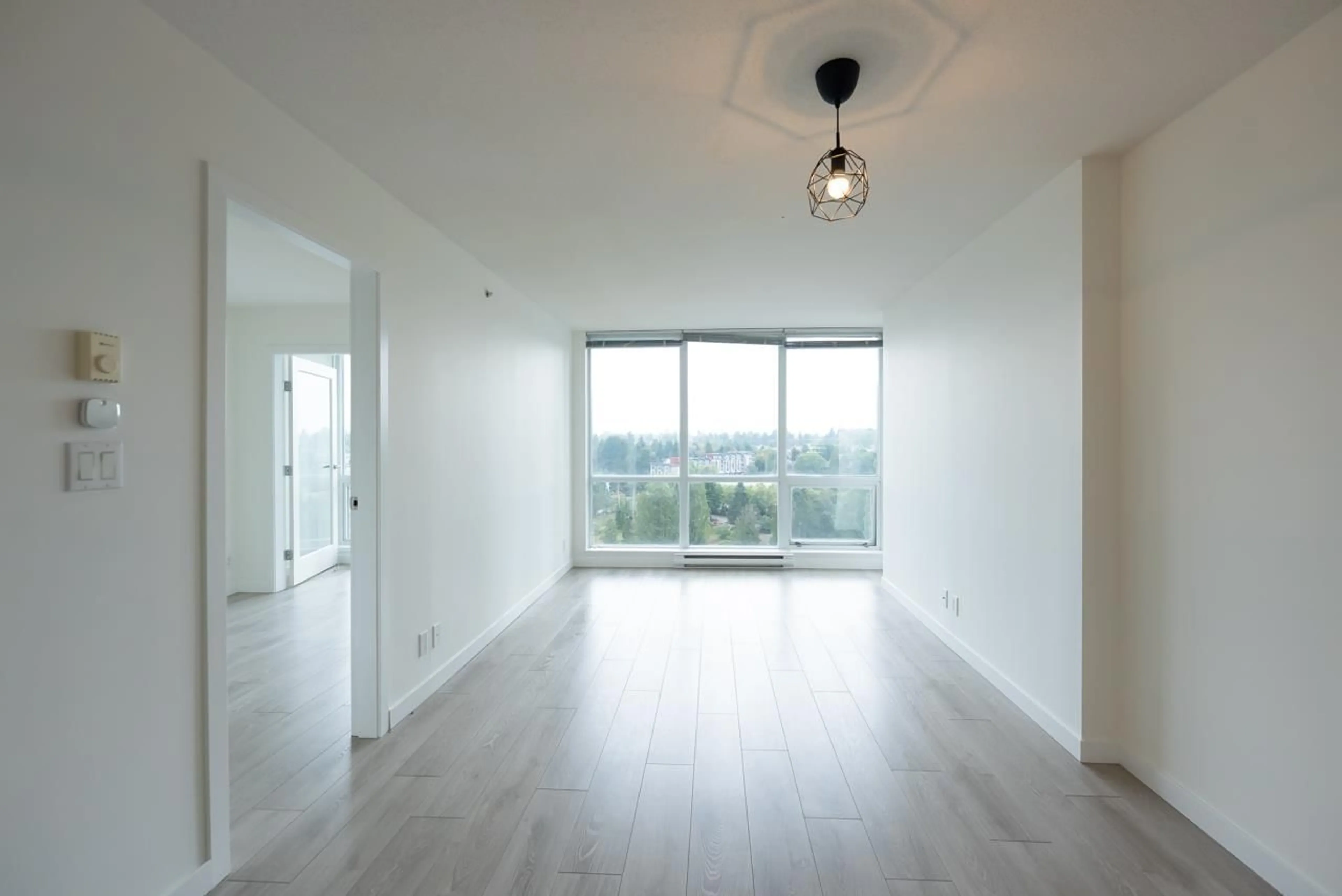A pic of a room for 1505 - 13618 100, Surrey British Columbia V3T0A8