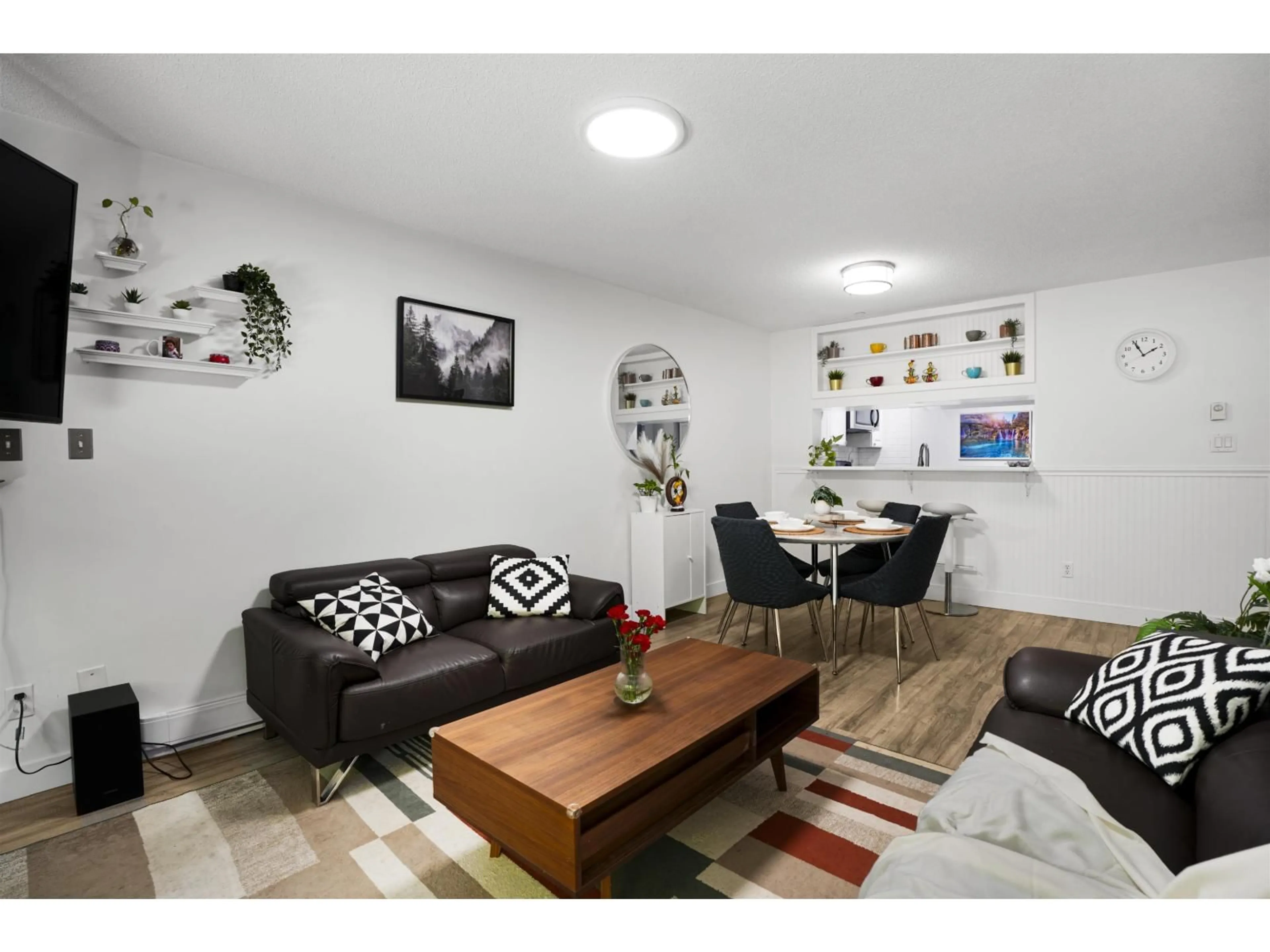 Living room with furniture, unknown for 113 - 16137 83, Surrey British Columbia V3S8S7