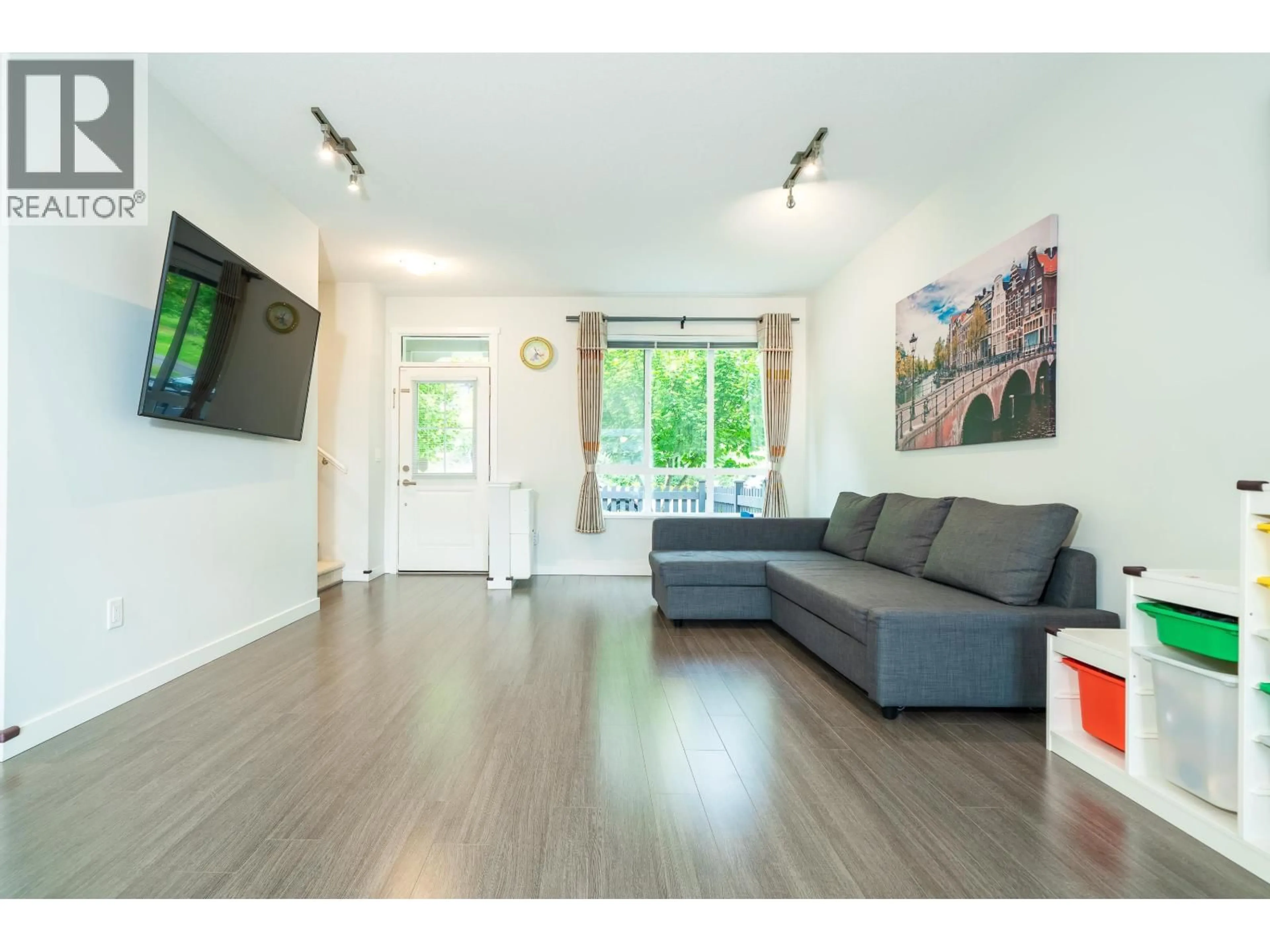 Unknown for 3 - 3500 BURKE VILLAGE PROMENADE, Coquitlam British Columbia V3E0N2