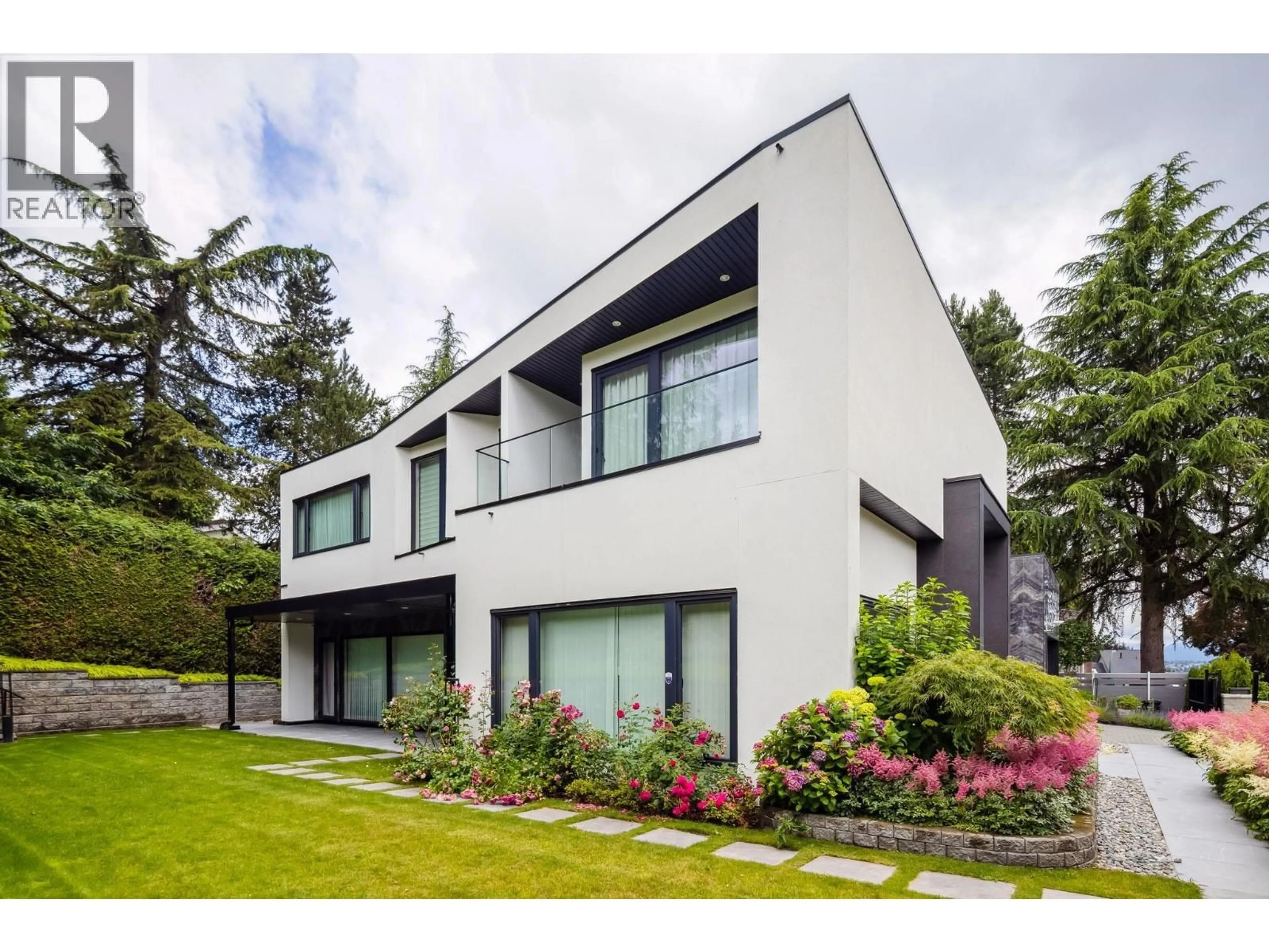 Home with brick exterior material, building for 6363 BUCKINGHAM DRIVE, Burnaby British Columbia V5E4B5