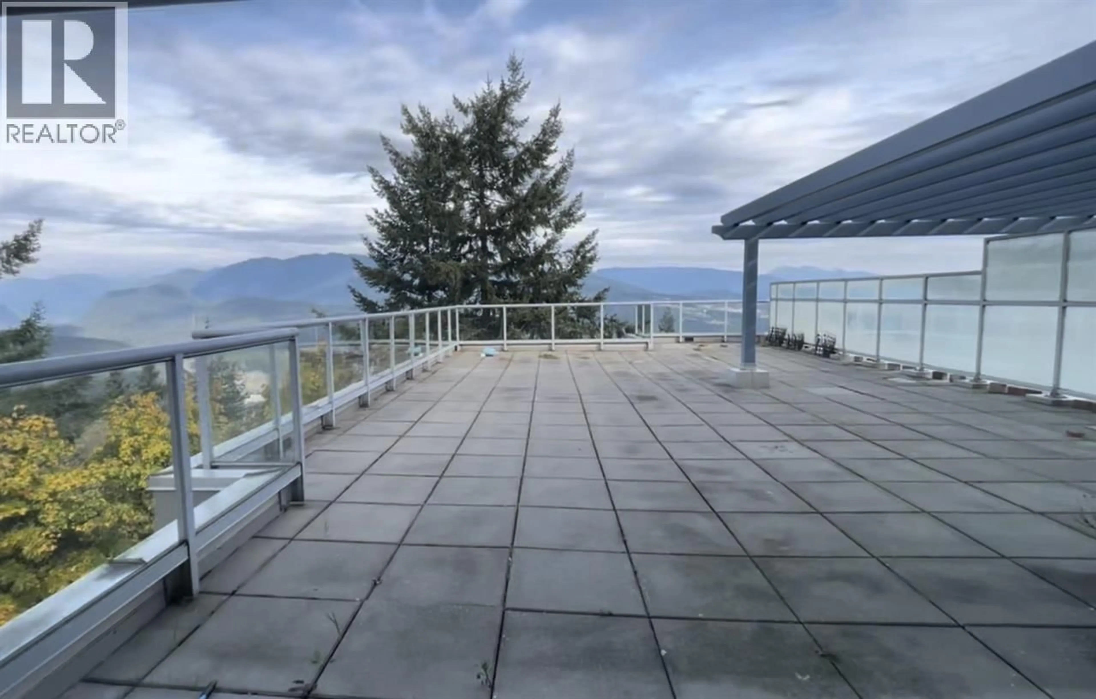 Patio, mountain view for 803 - 9262 UNIVERSITY CRESCENT, Burnaby British Columbia V5A0A4
