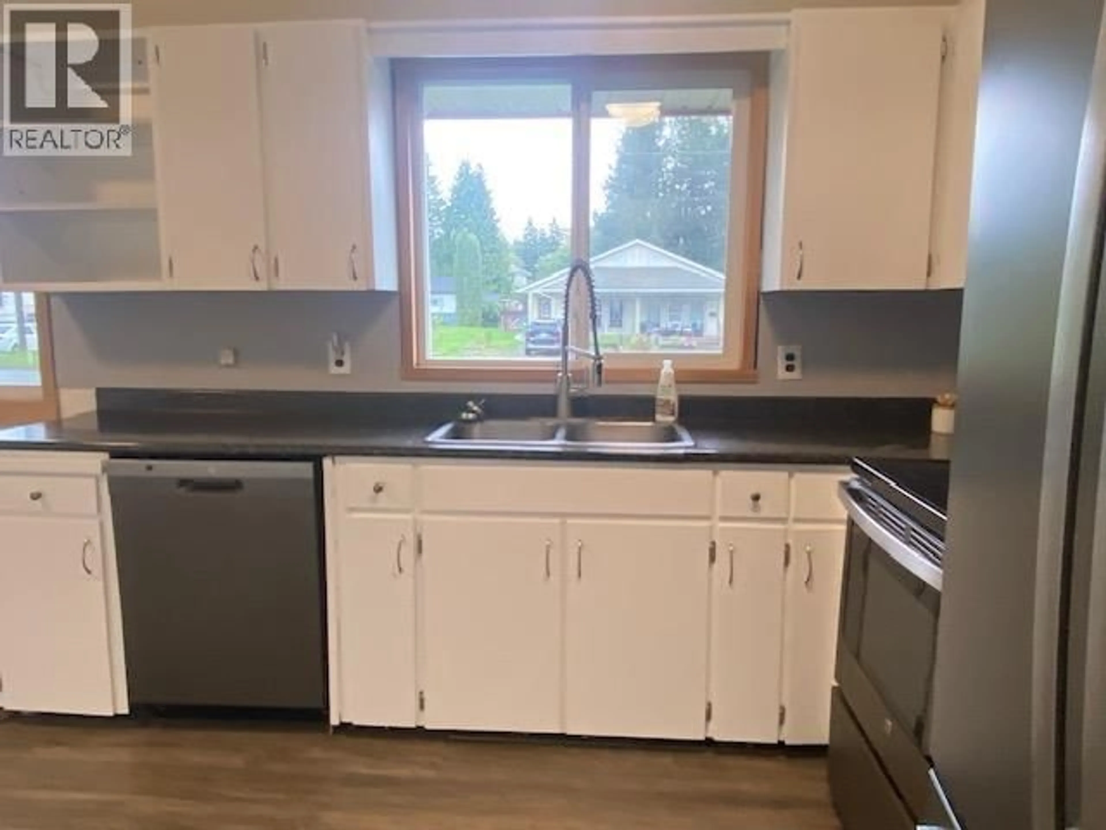 Standard kitchen, wood/laminate floor for 2221 EVERGREEN STREET, Terrace British Columbia V8G4S6