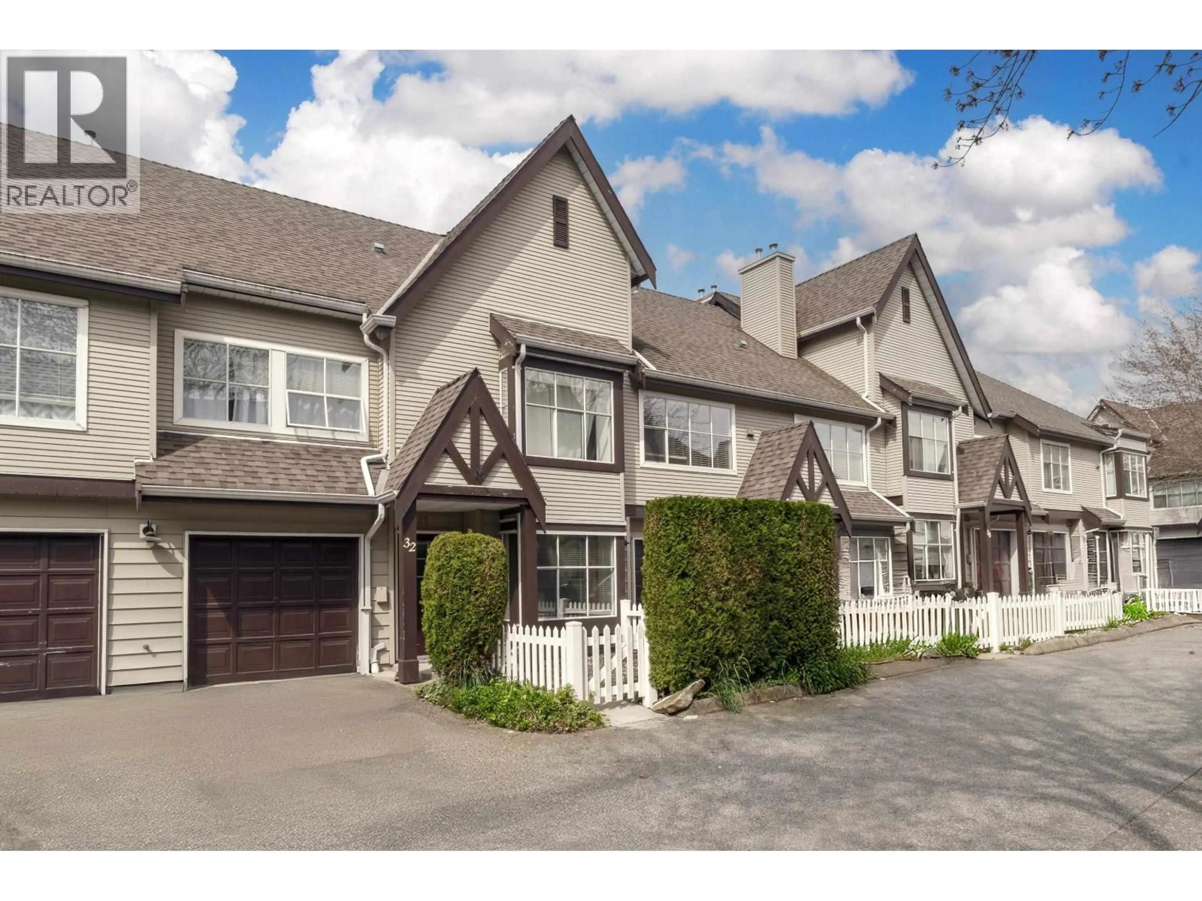 Unknown for 32 - 12099 237 STREET, Maple Ridge British Columbia V4R2C3