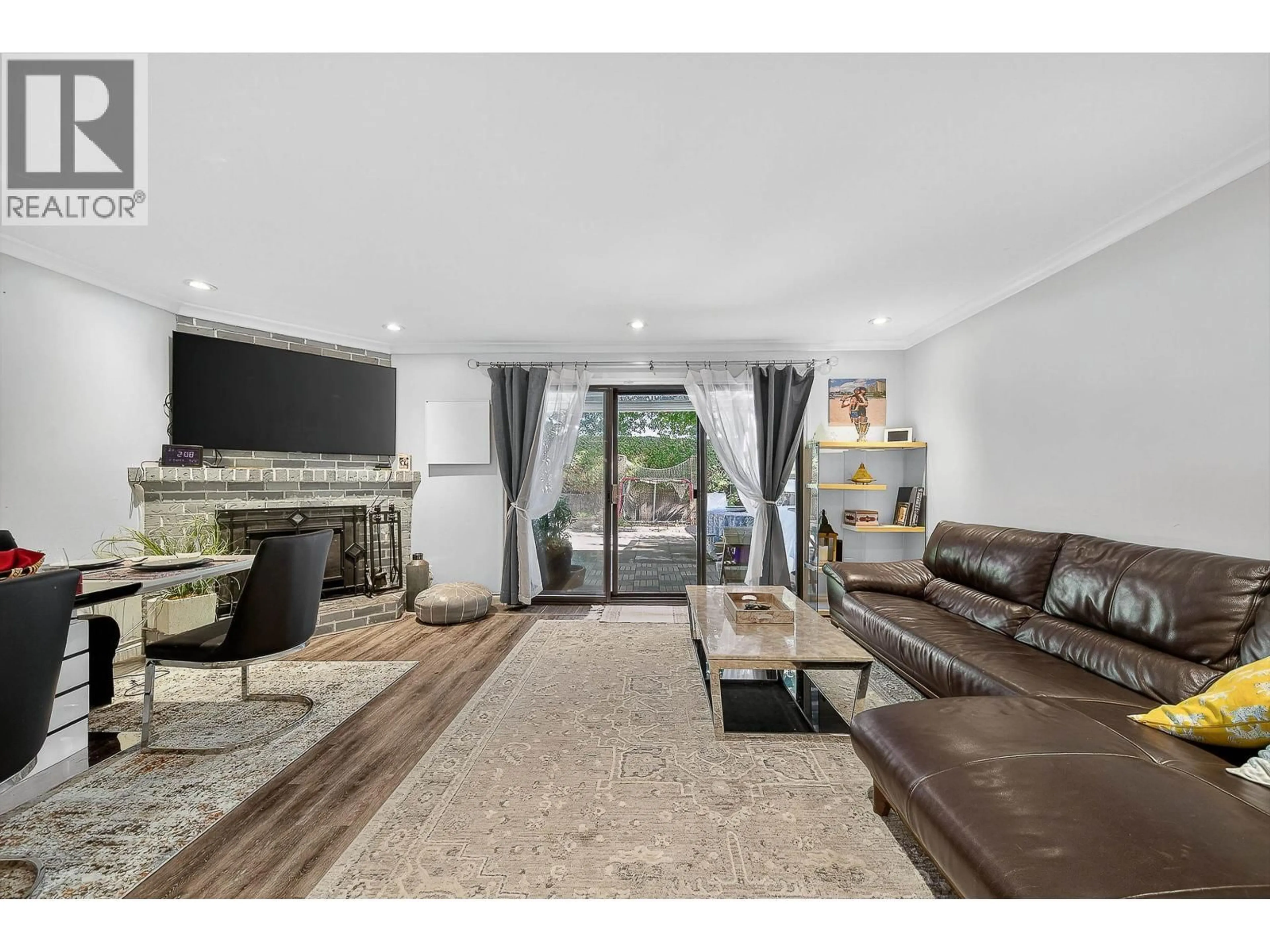 Living room with furniture, unknown for 5 - 10660 SPRINGMONT DRIVE, Richmond British Columbia V7E1W1