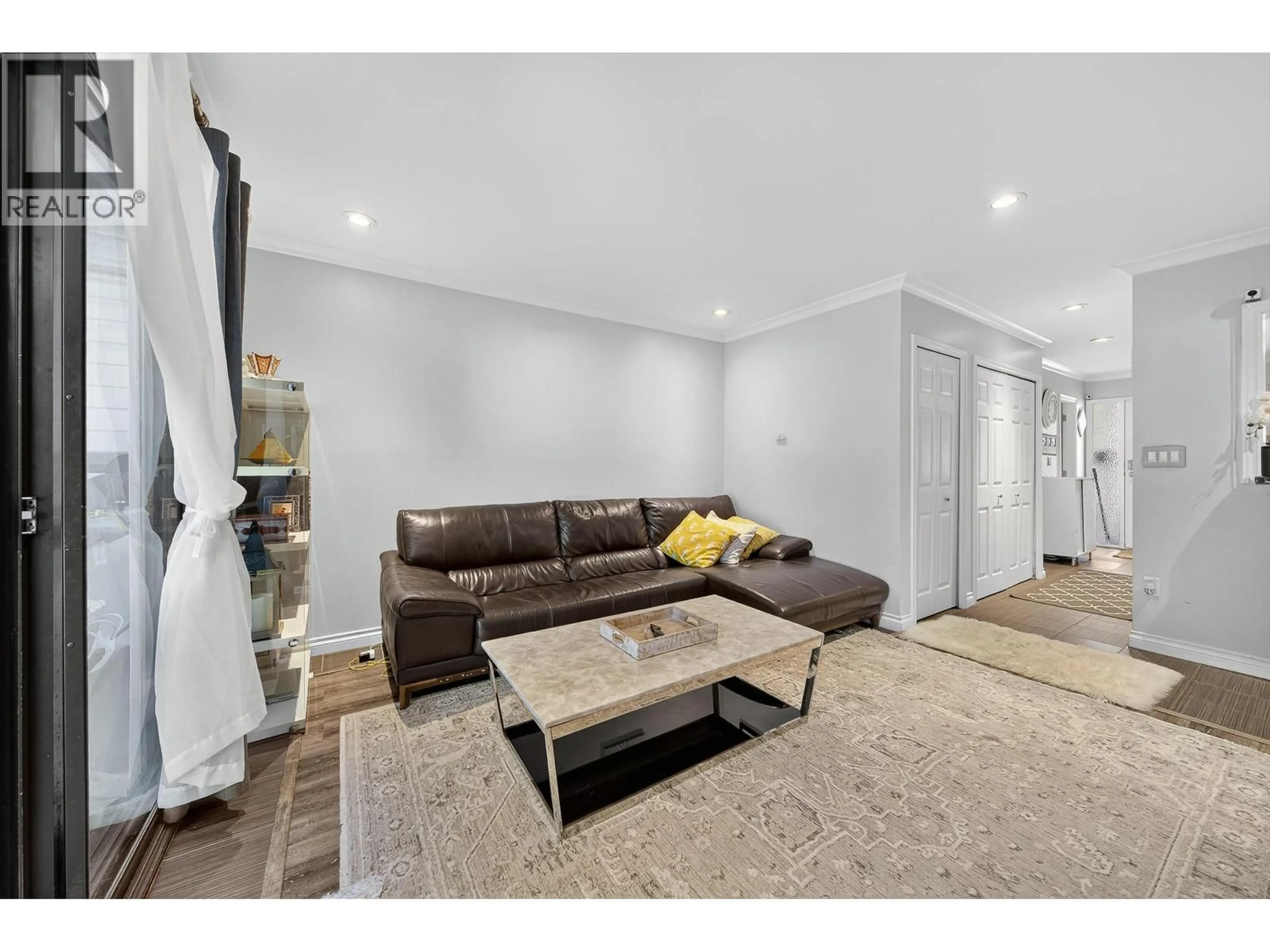 Living room with furniture, unknown for 5 - 10660 SPRINGMONT DRIVE, Richmond British Columbia V7E1W1