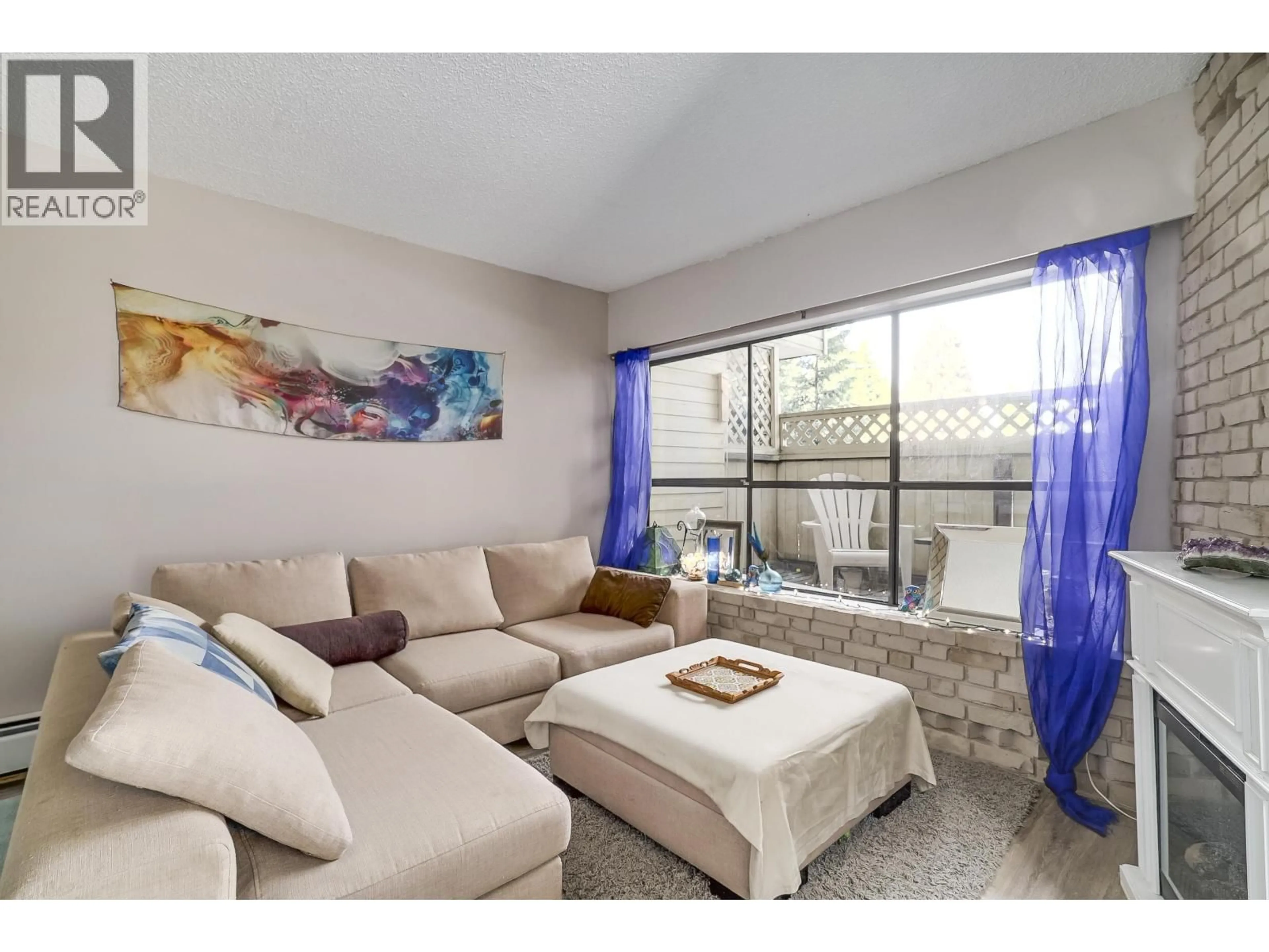 Living room with furniture, unknown for 102 - 2234 PRINCE ALBERT STREET, Vancouver British Columbia V5T4K9