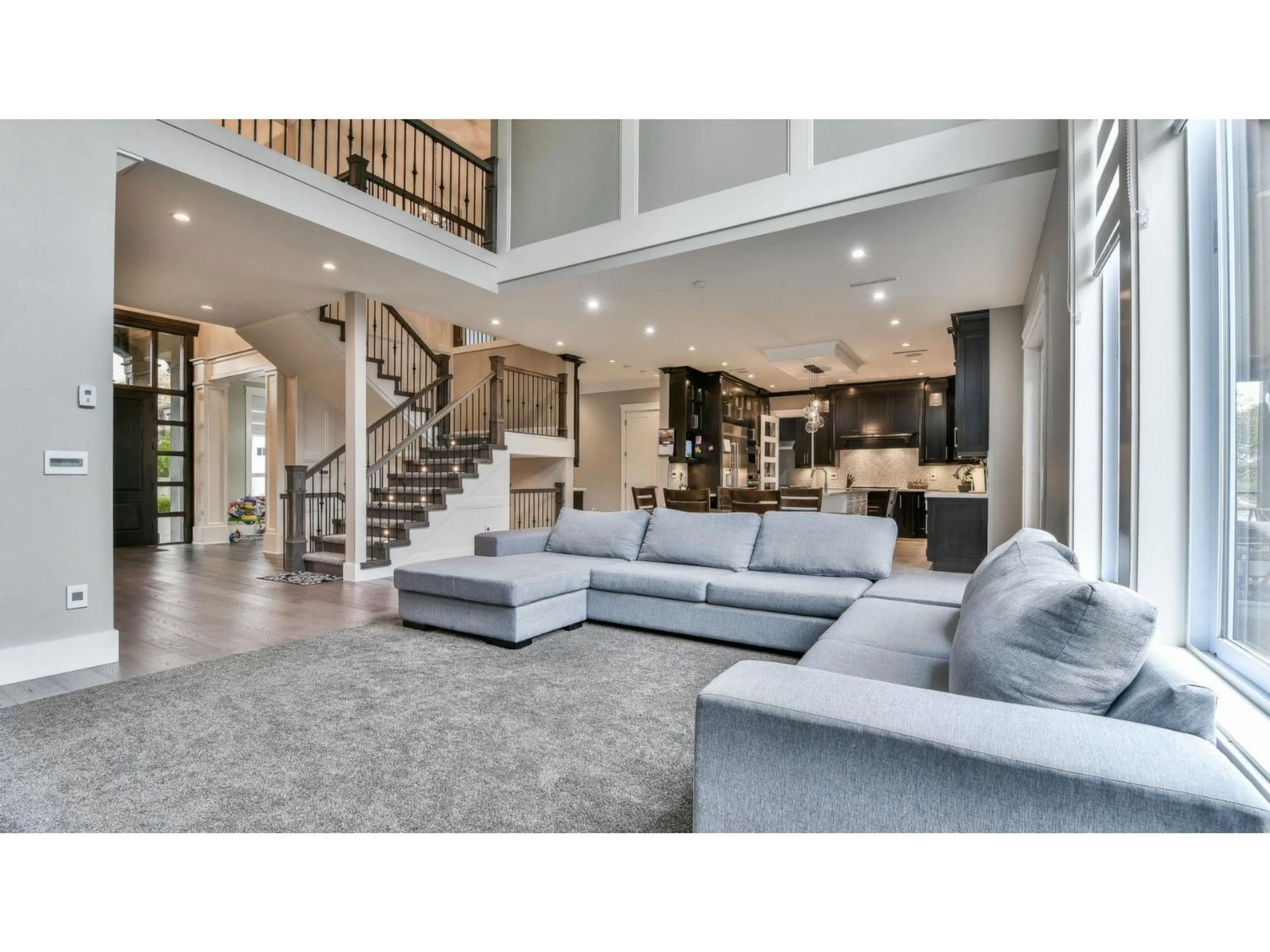 Living room with furniture, unknown for 14558 55, Surrey British Columbia V3X8R5