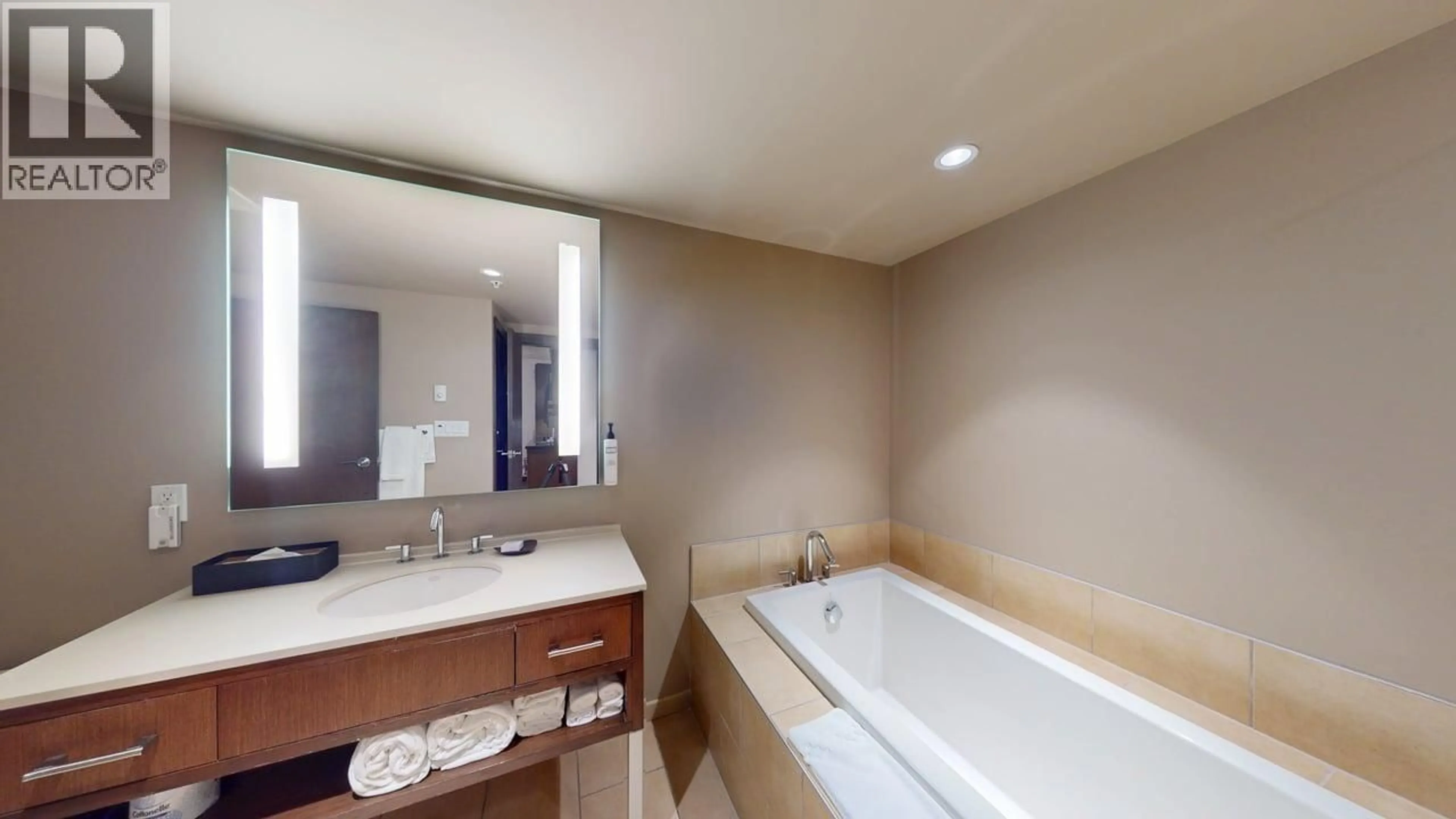 Standard bathroom, ceramic/tile floor for 207A - 2020 LONDON LANE, Whistler British Columbia V0N1B2