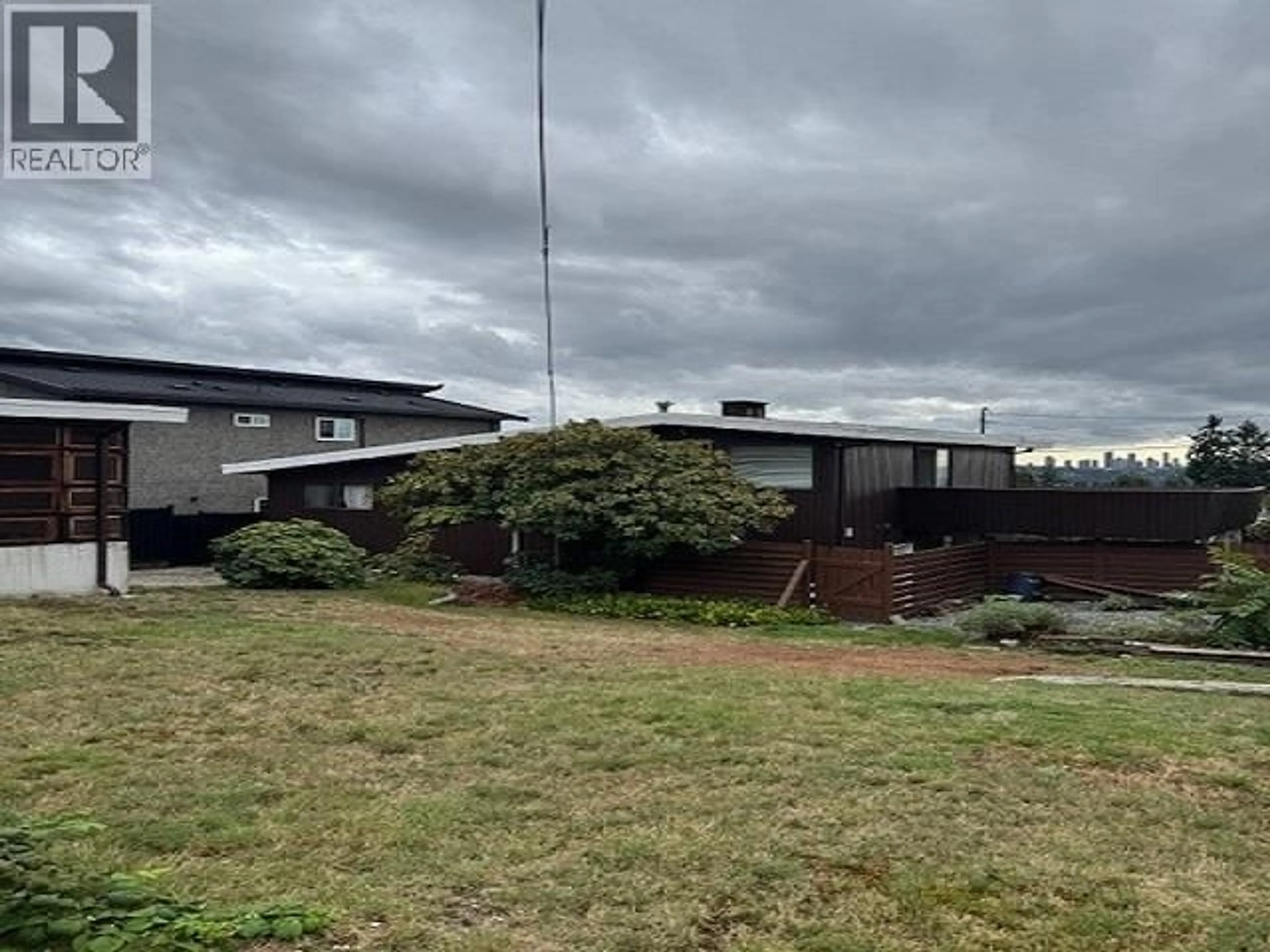 A pic from outside/outdoor area/front of a property/back of a property/a pic from drone, unknown for 1115 MADORE AVENUE, Coquitlam British Columbia V3K3C1
