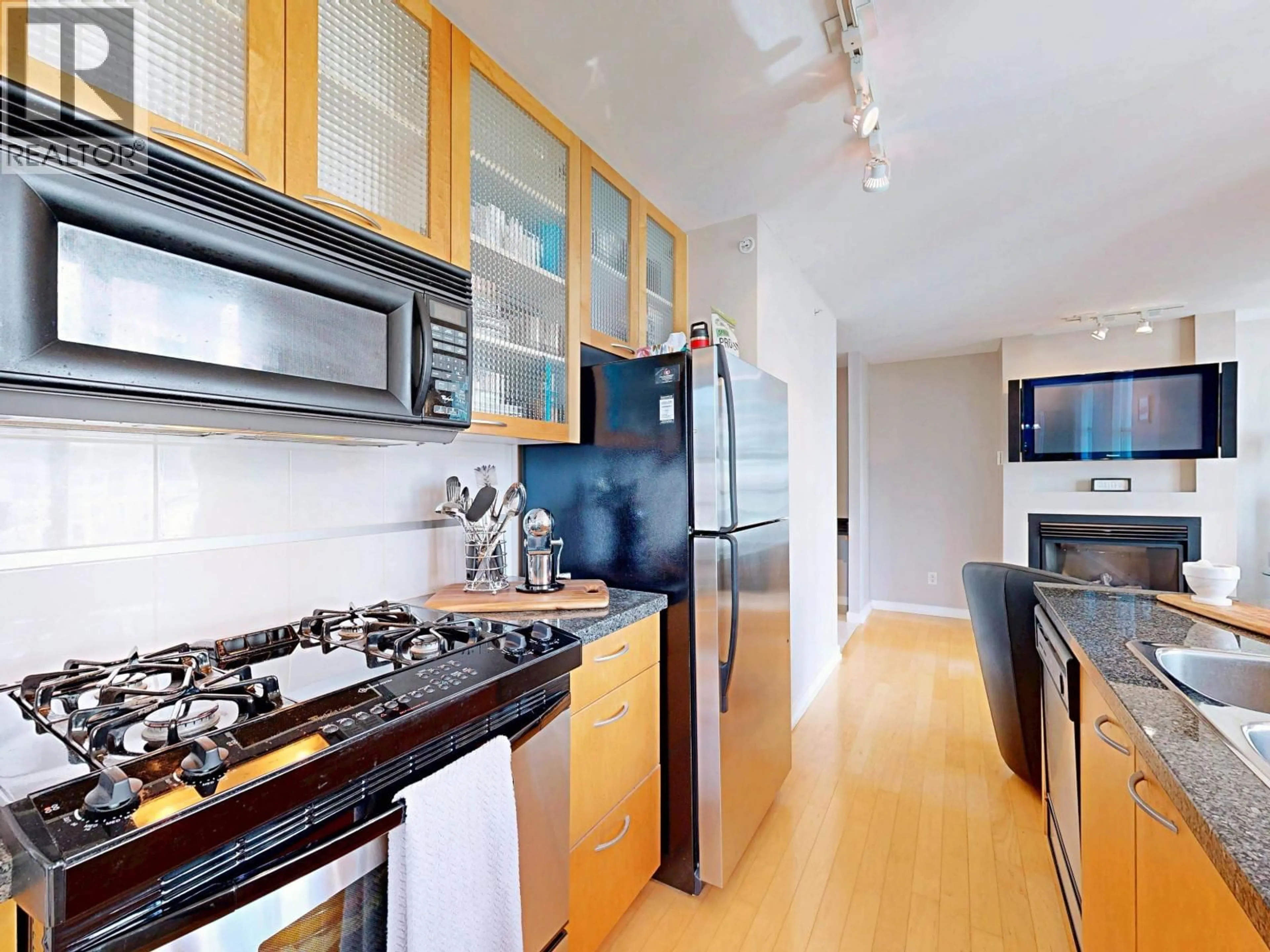 Unknown for 1003 - 969 RICHARDS STREET, Vancouver British Columbia V6B1A8