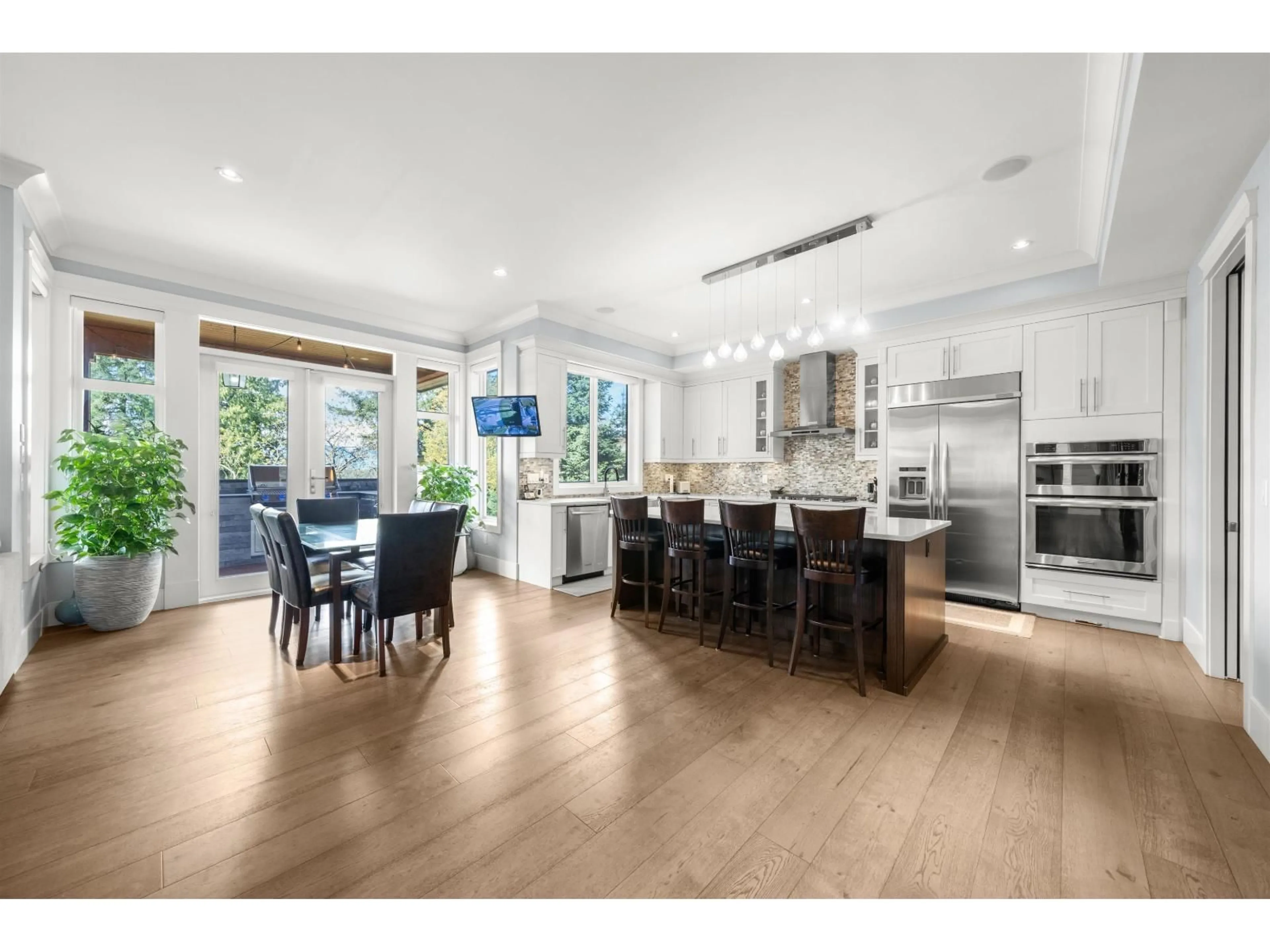 Open concept kitchen, unknown for 17585 ABBEY, Surrey British Columbia V4N4H2