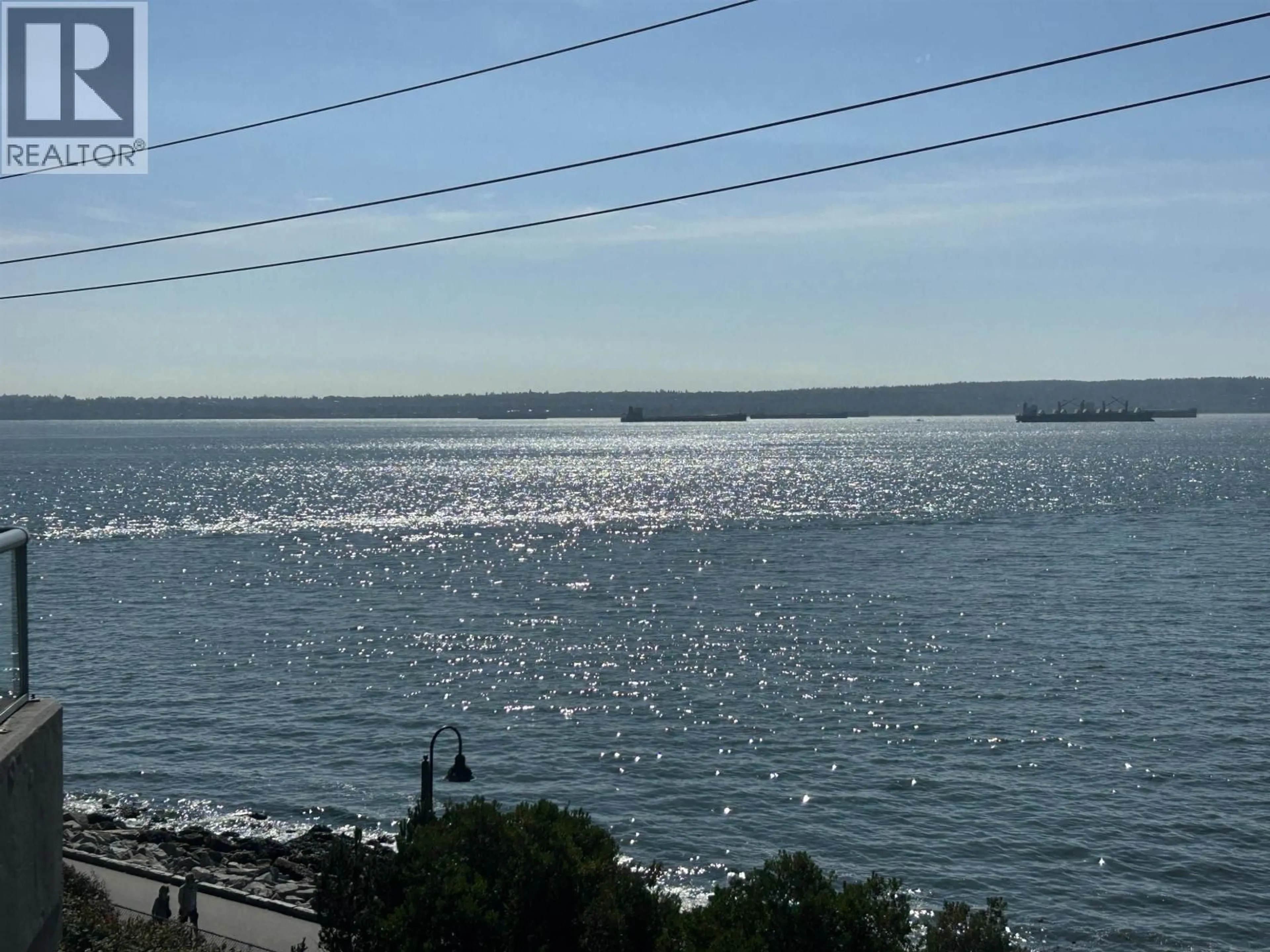 Blurry image for 203 - 2190 ARGYLE AVENUE, West Vancouver British Columbia V7V1A4