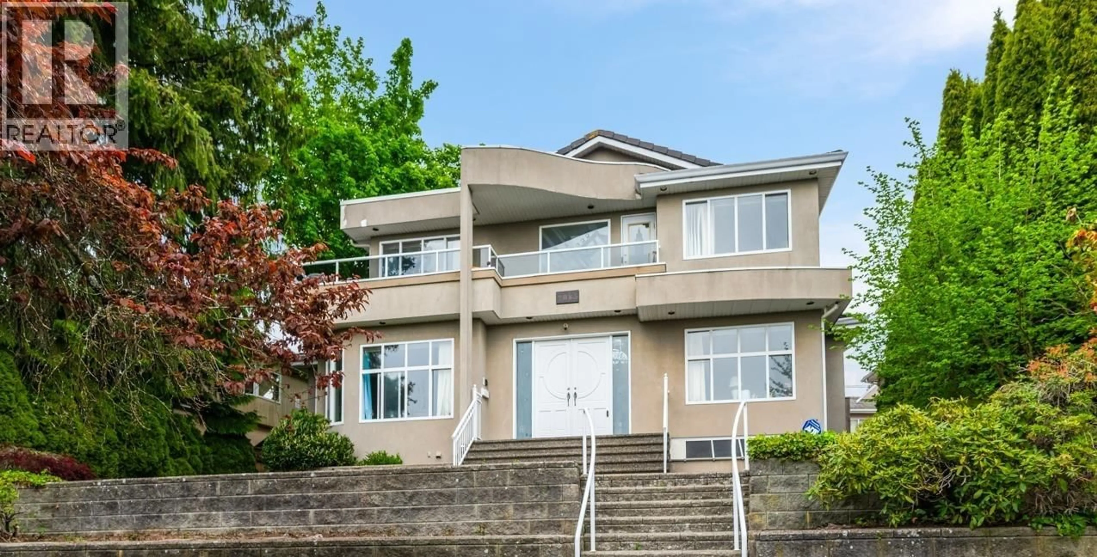Home with vinyl exterior material, unknown for 2085 QUALICUM DRIVE, Vancouver British Columbia V5P2M3
