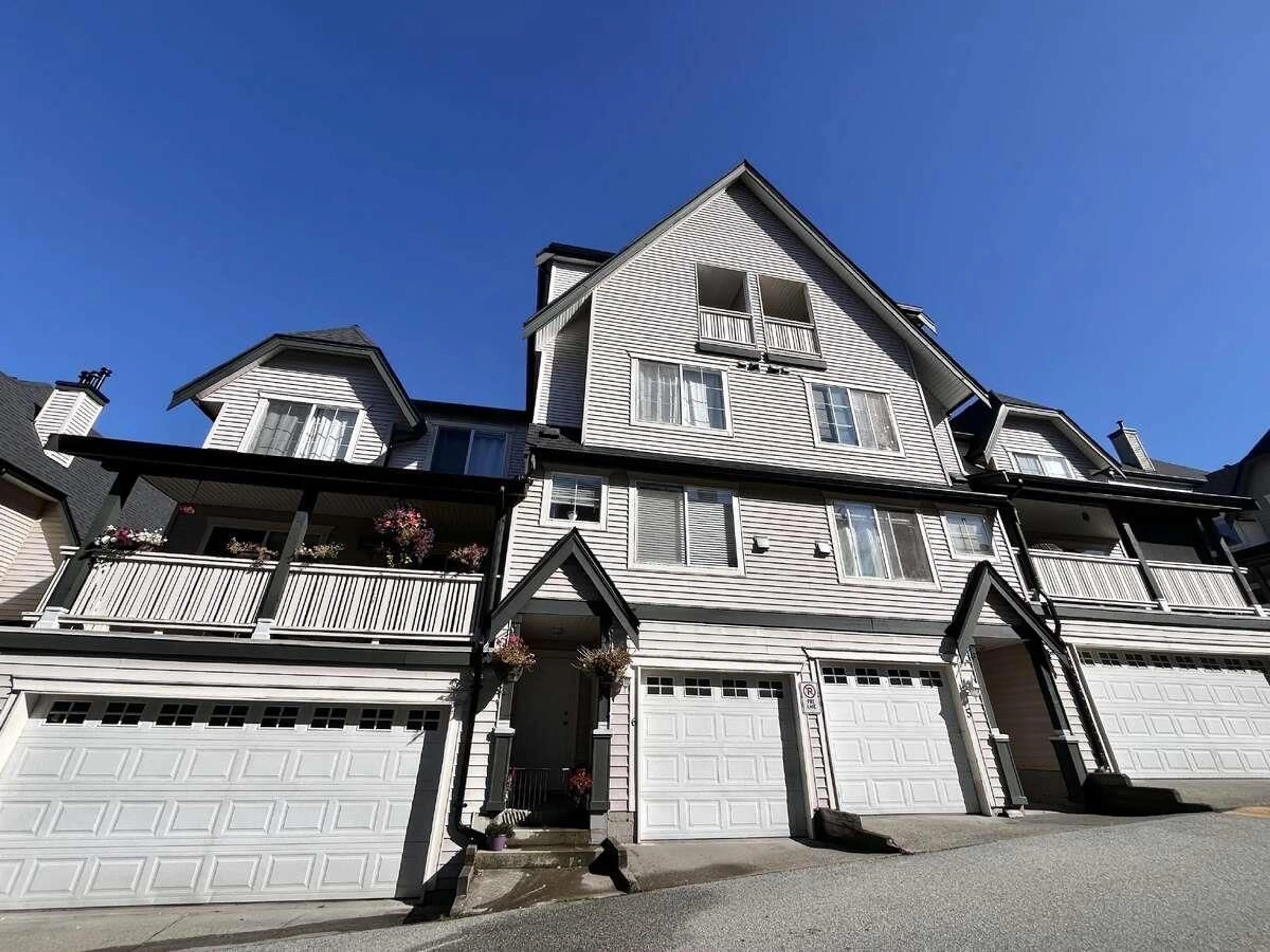 Unknown for 5 - 15355 26, Surrey British Columbia V4P1C4