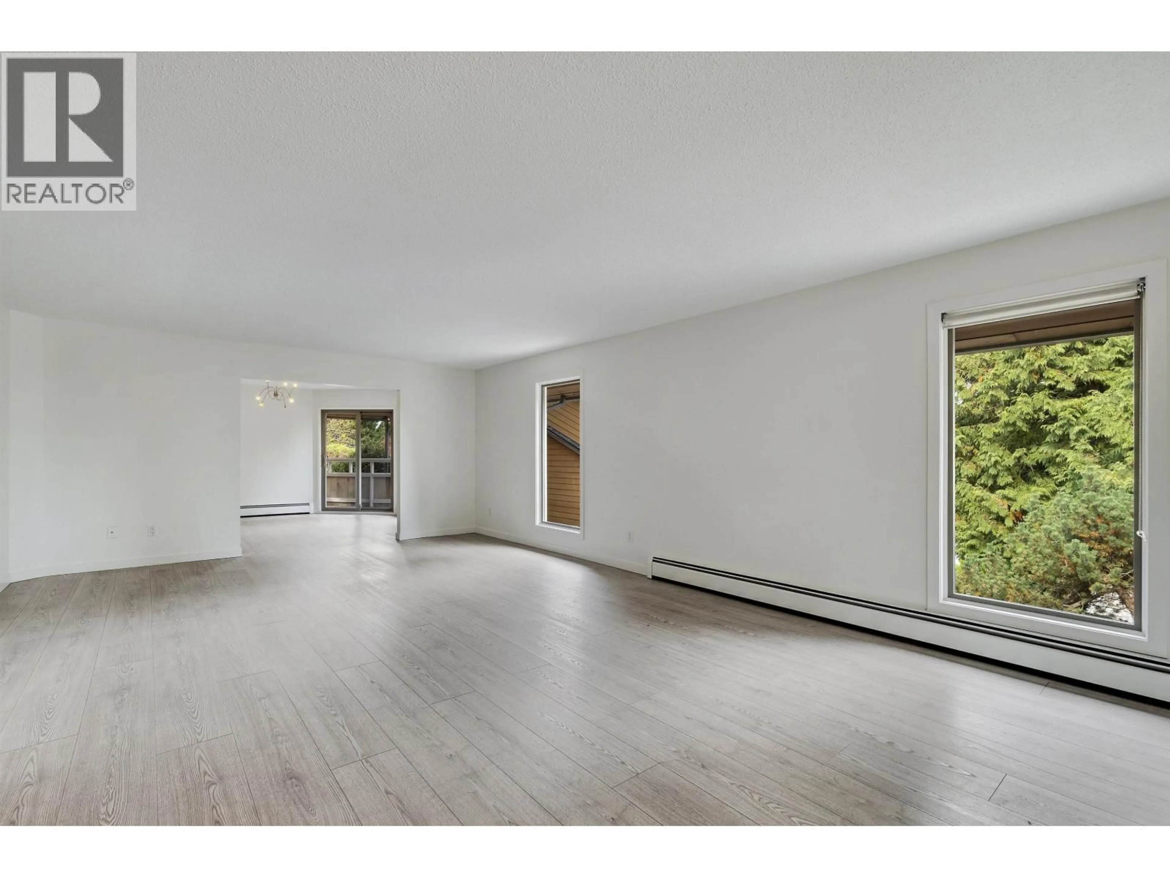 A pic of a room for 565 TRALEE CRESCENT, Delta British Columbia V4M3R9