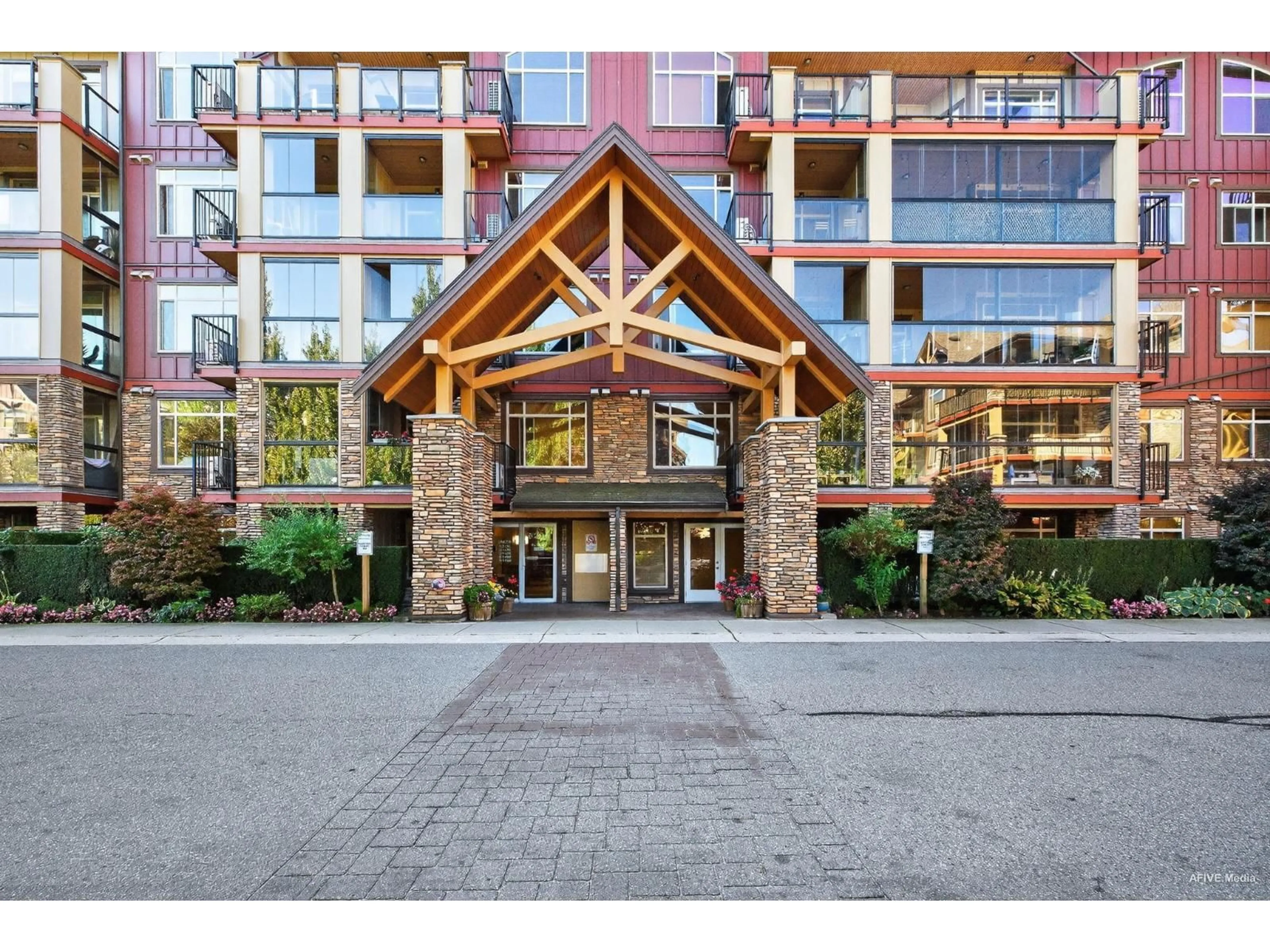 Indoor foyer for 441 - 8288 207A, Langley British Columbia V2Y0L2