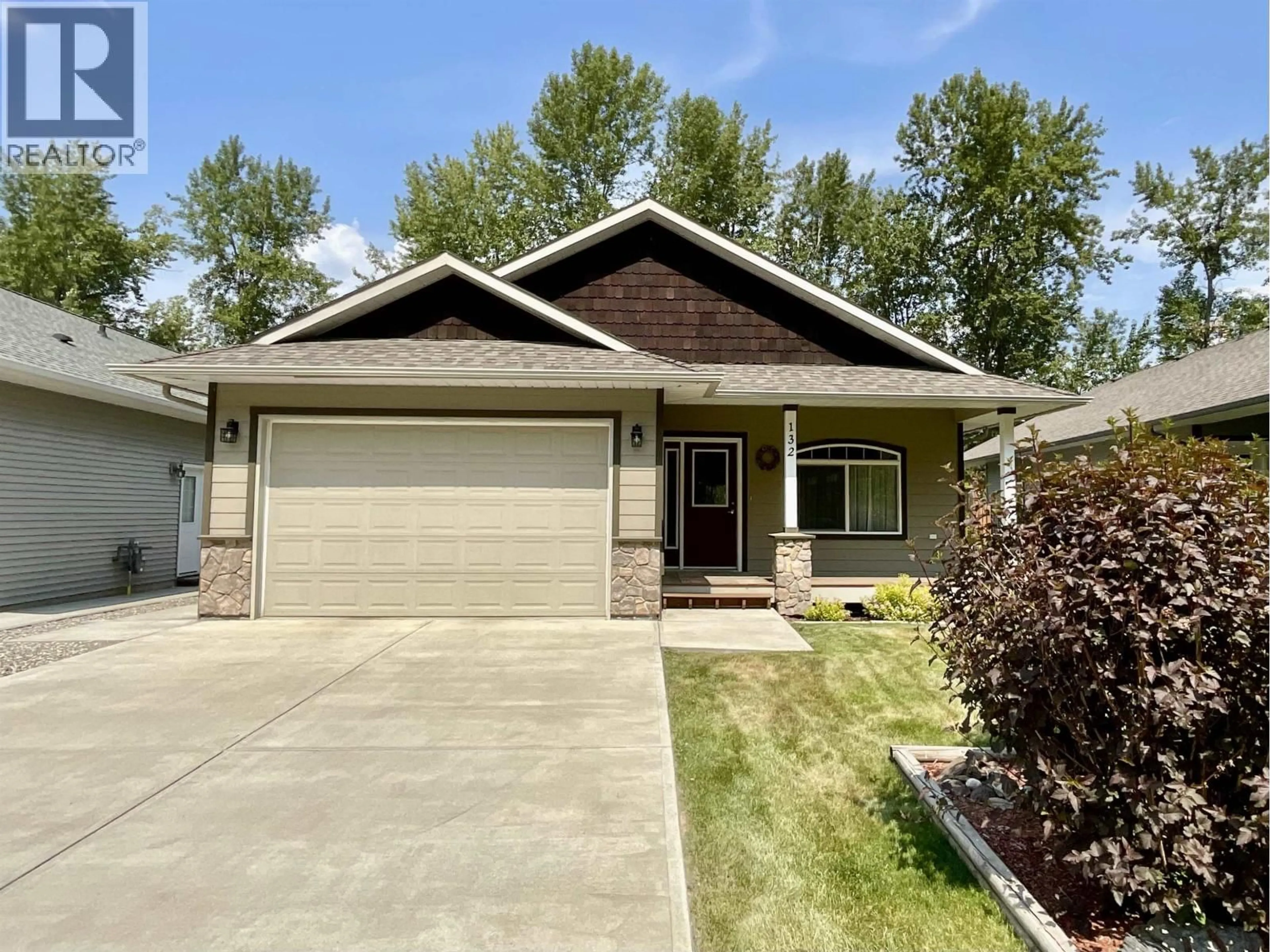 Home with vinyl exterior material, street for 132 - 1702 DYKE ROAD, Quesnel British Columbia V2J6A4