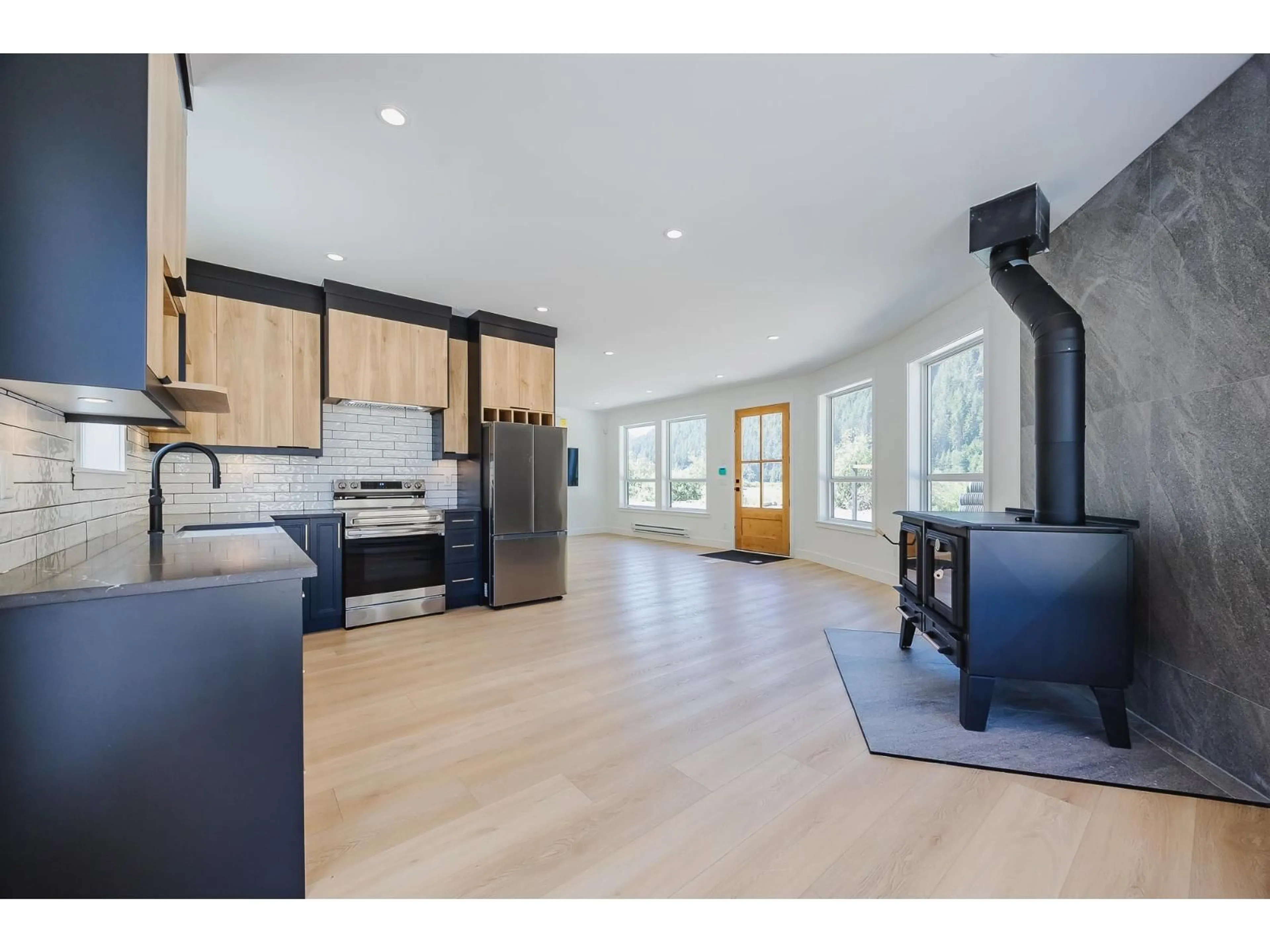 Open concept kitchen, wood/laminate floor for HG 188 - 71346 GROVE PLACE, Sunshine Valley British Columbia V0X1L5