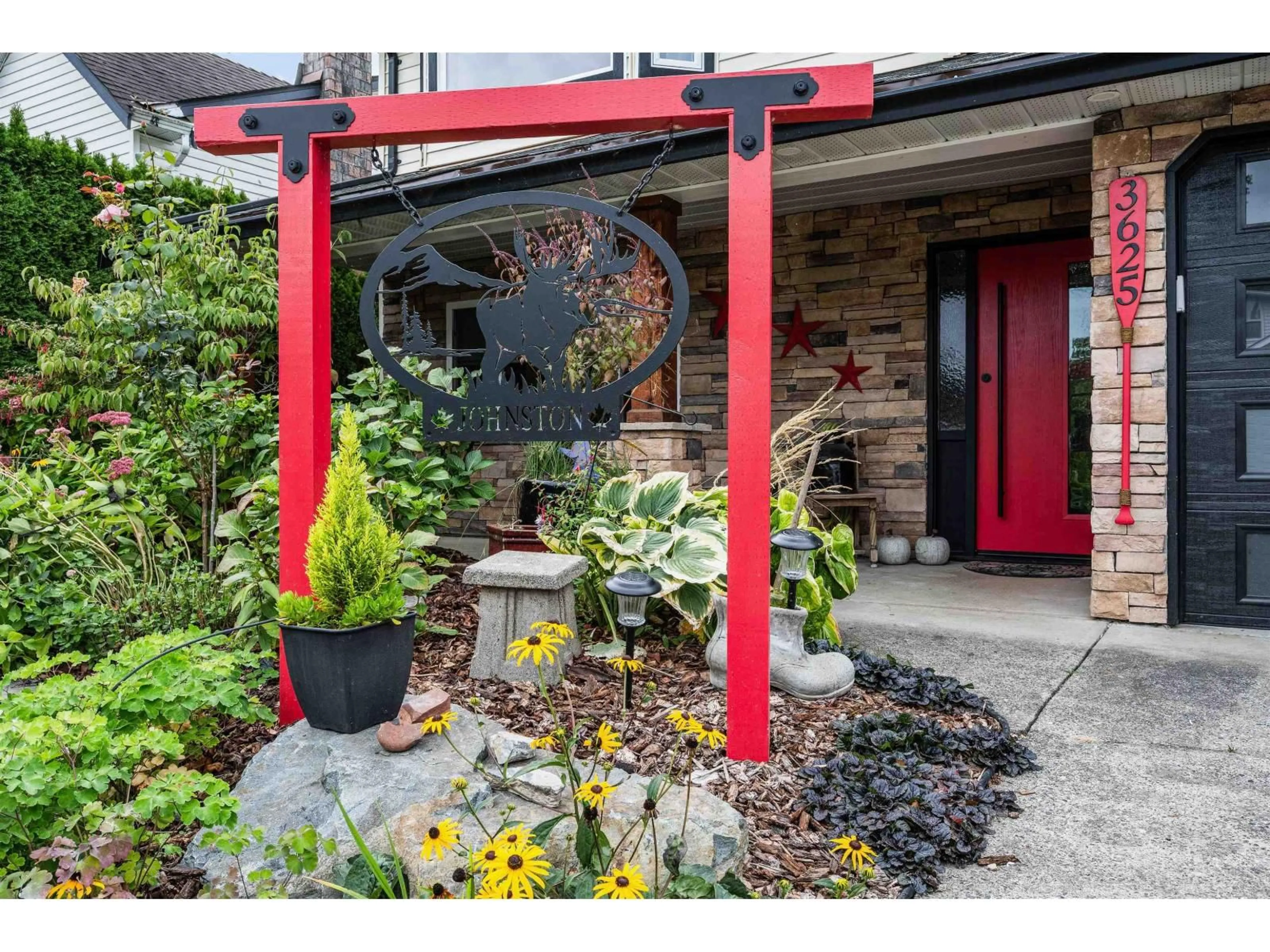 Indoor entryway for 3625 QUALICUM, Abbotsford British Columbia V2T5A6