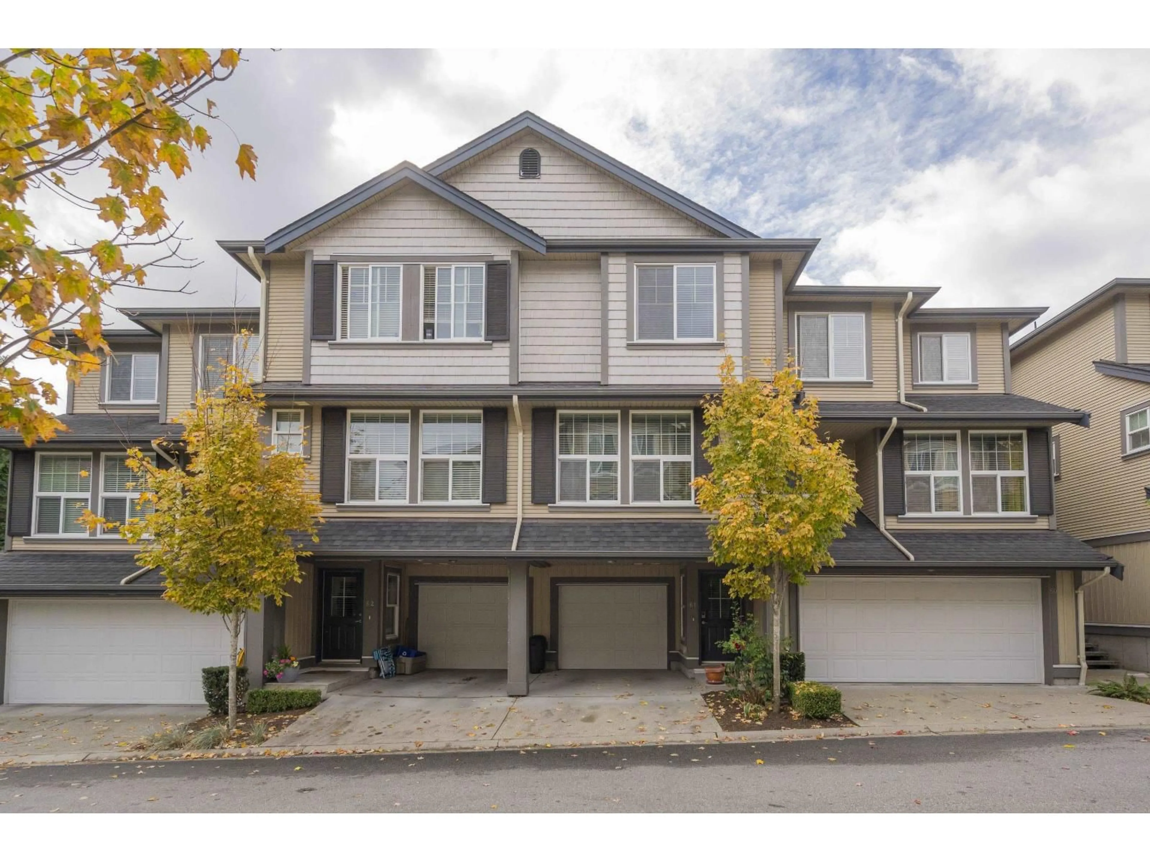 Unknown for 61 - 20831 70, Langley British Columbia V2Y0H1