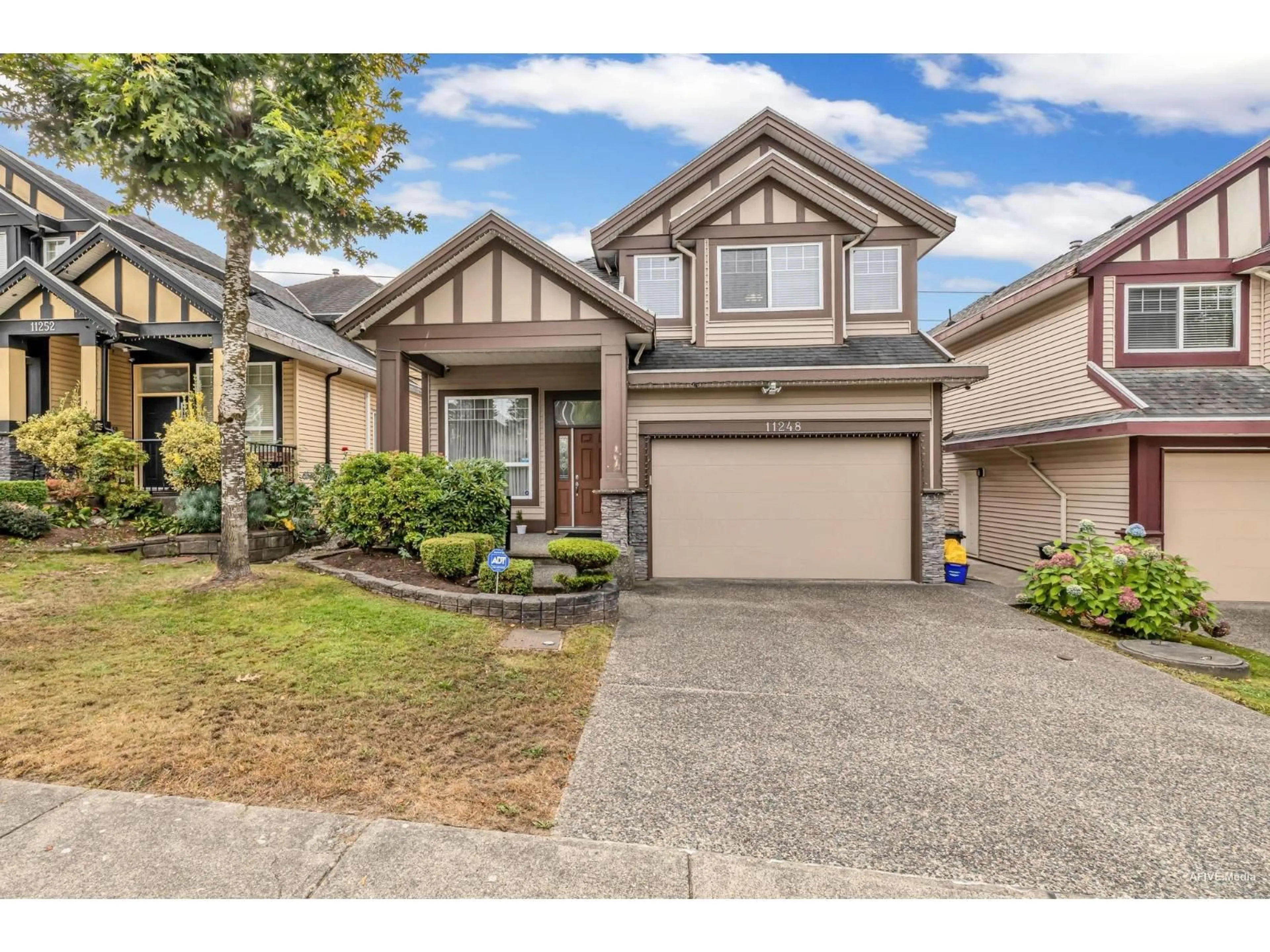 Home with vinyl exterior material, street for 11248 87A, Delta British Columbia V4C3A6