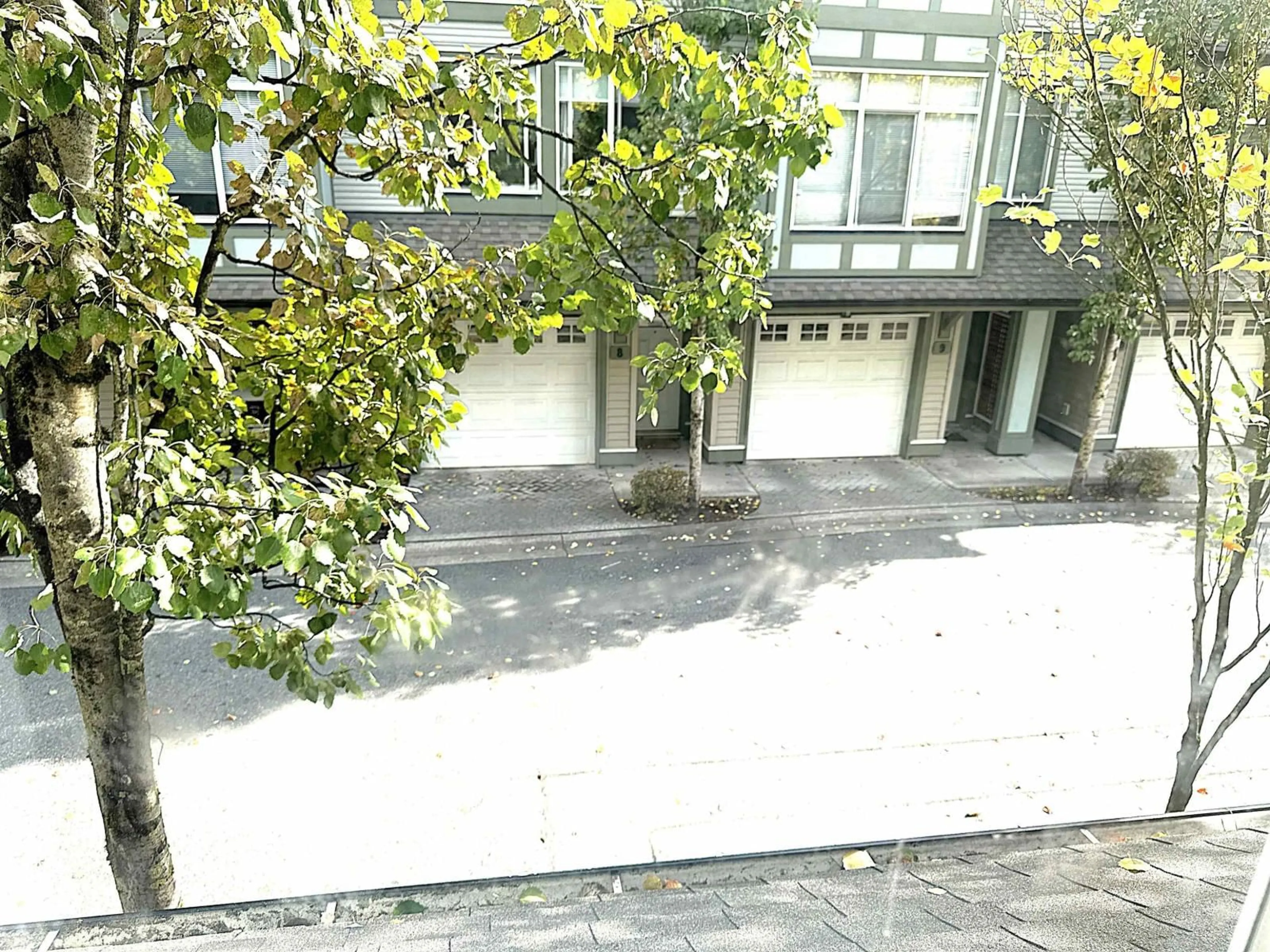 A pic from outside/outdoor area/front of a property/back of a property/a pic from drone, street for 3 - 8726 159, Surrey British Columbia V4N0A8