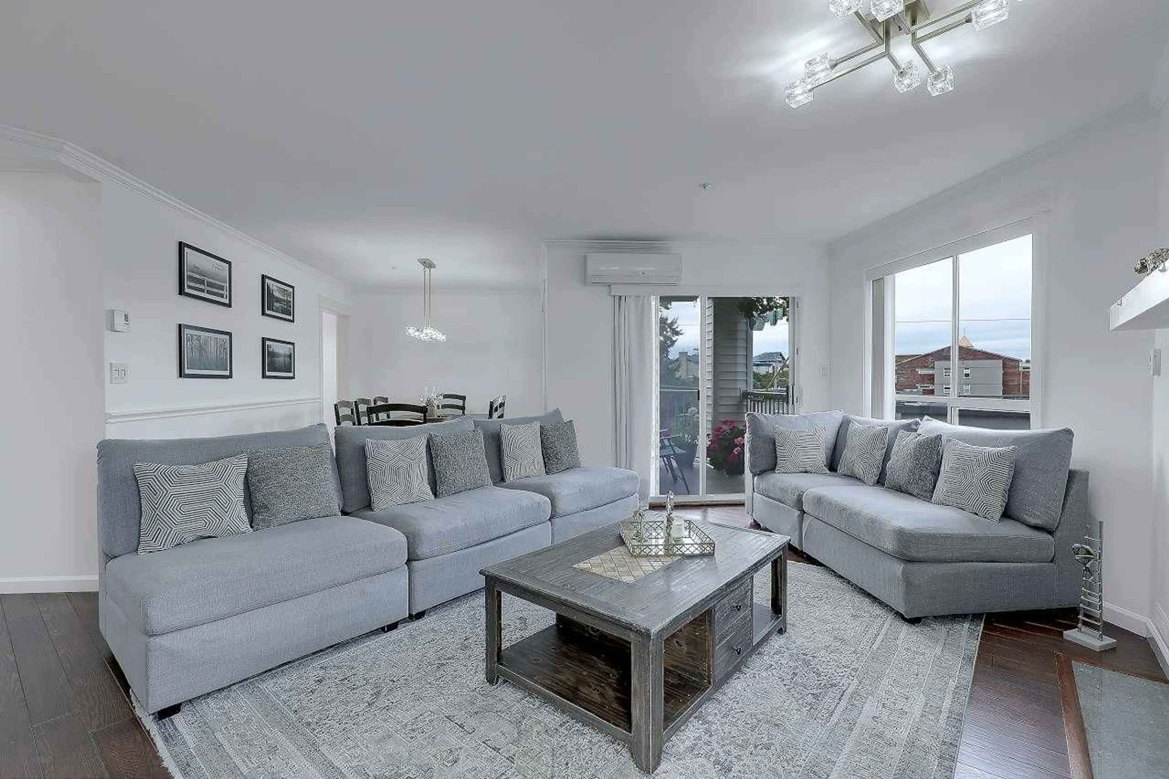 Living room with furniture, unknown for 201 - 5450 208, Langley British Columbia V3A2J9