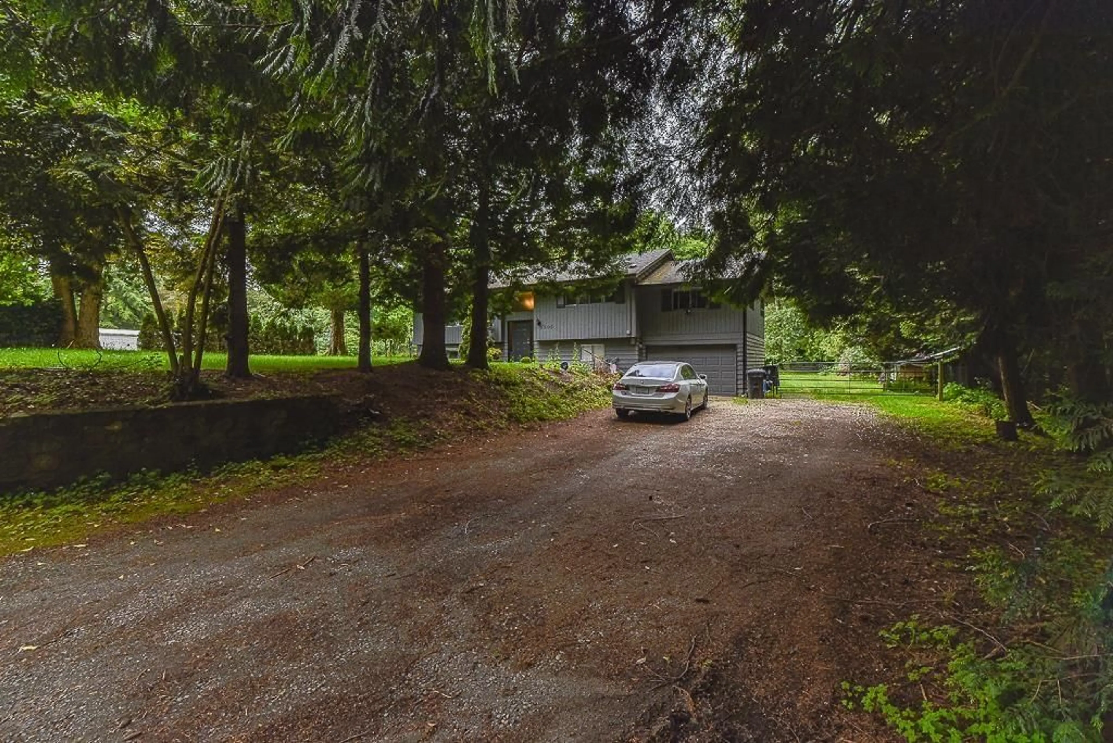 A pic from outside/outdoor area/front of a property/back of a property/a pic from drone, street for 5505 248, Langley British Columbia V2Z2P1
