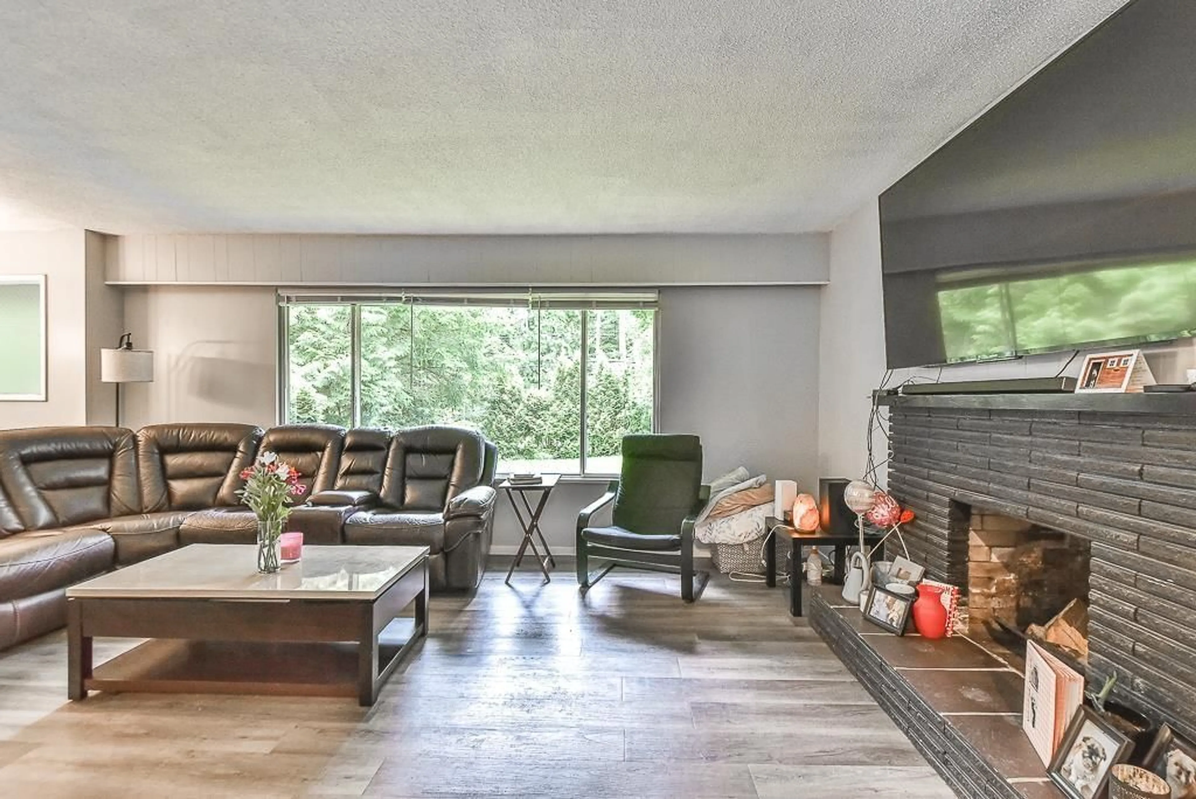 Living room with furniture, unknown for 5505 248, Langley British Columbia V2Z2P1