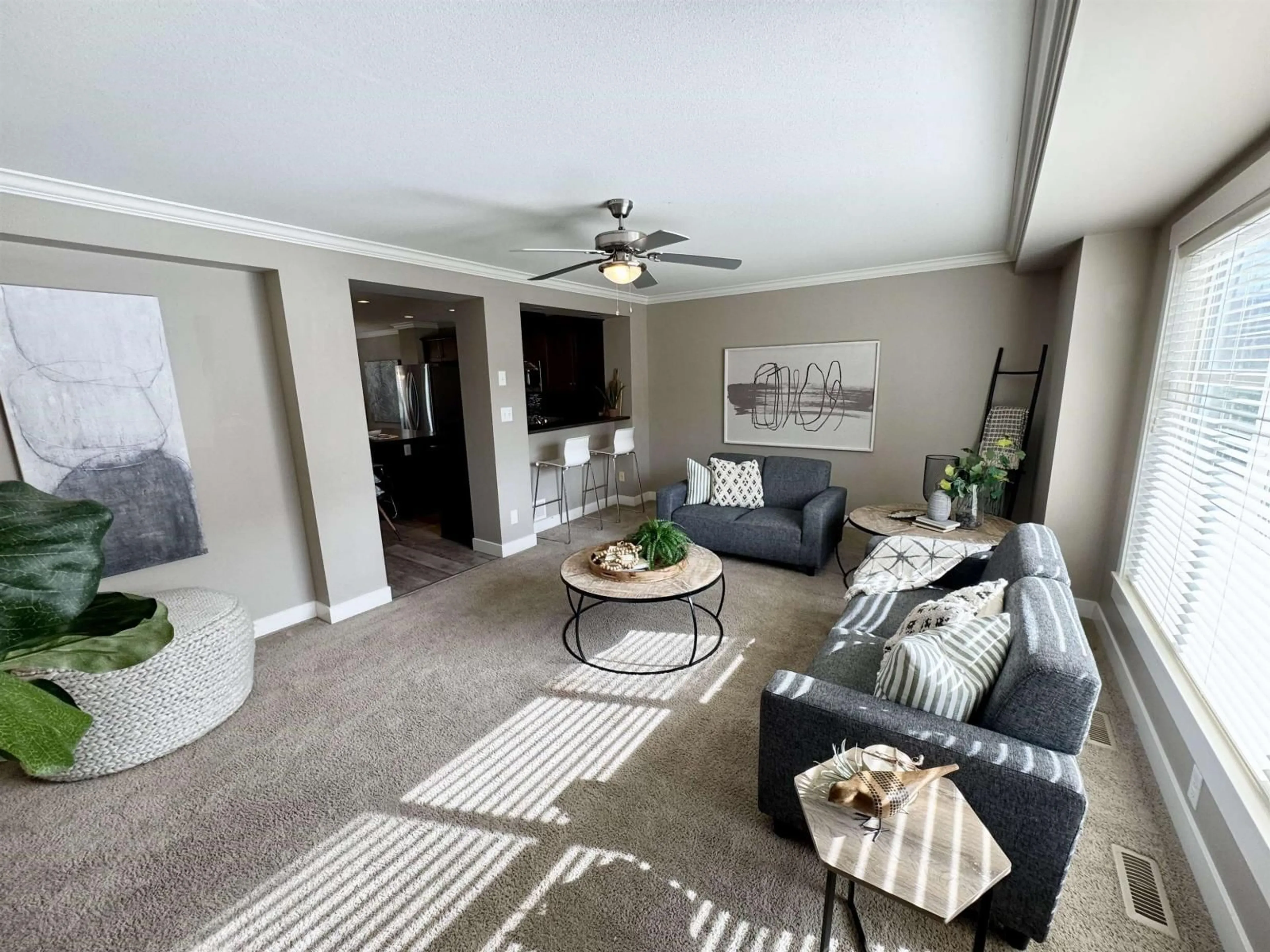 Living room with furniture, unknown for 31 - 45085 WOLFE ROAD, Chilliwack British Columbia V2P0C5
