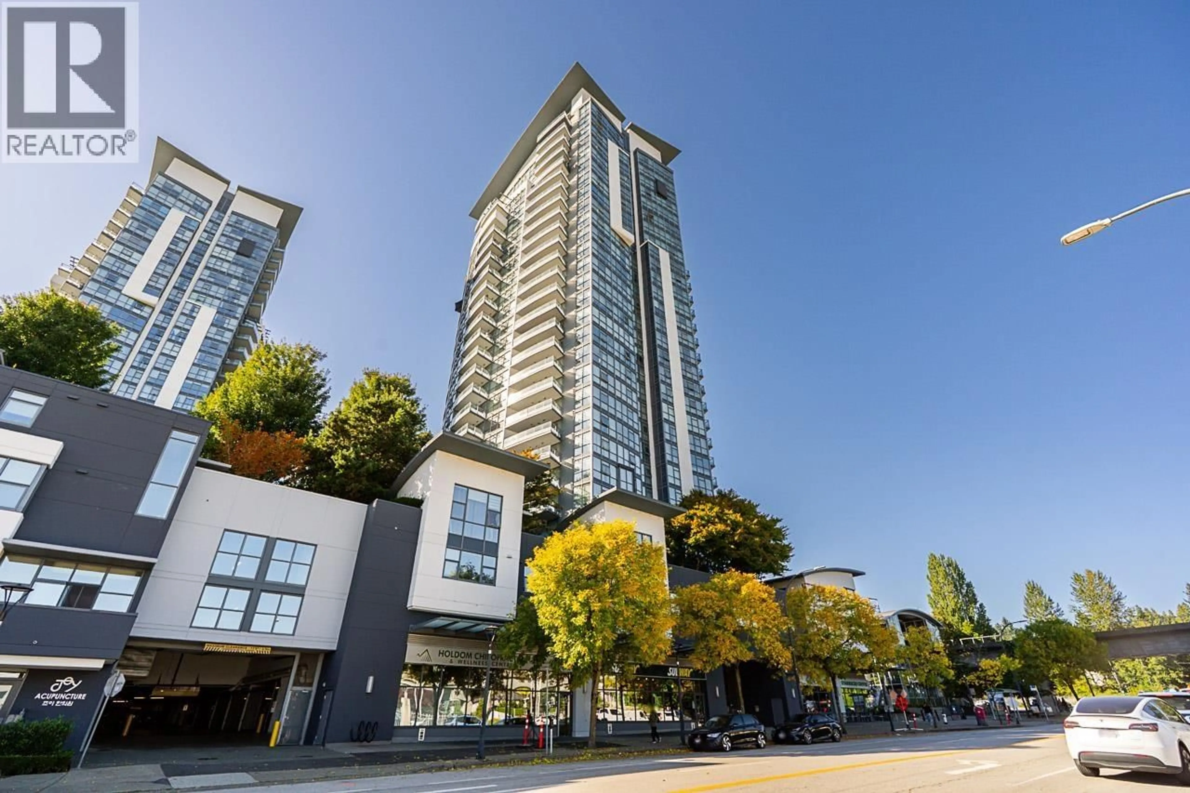Unknown for 403 - 2225 HOLDOM AVENUE, Burnaby British Columbia V5B0A2