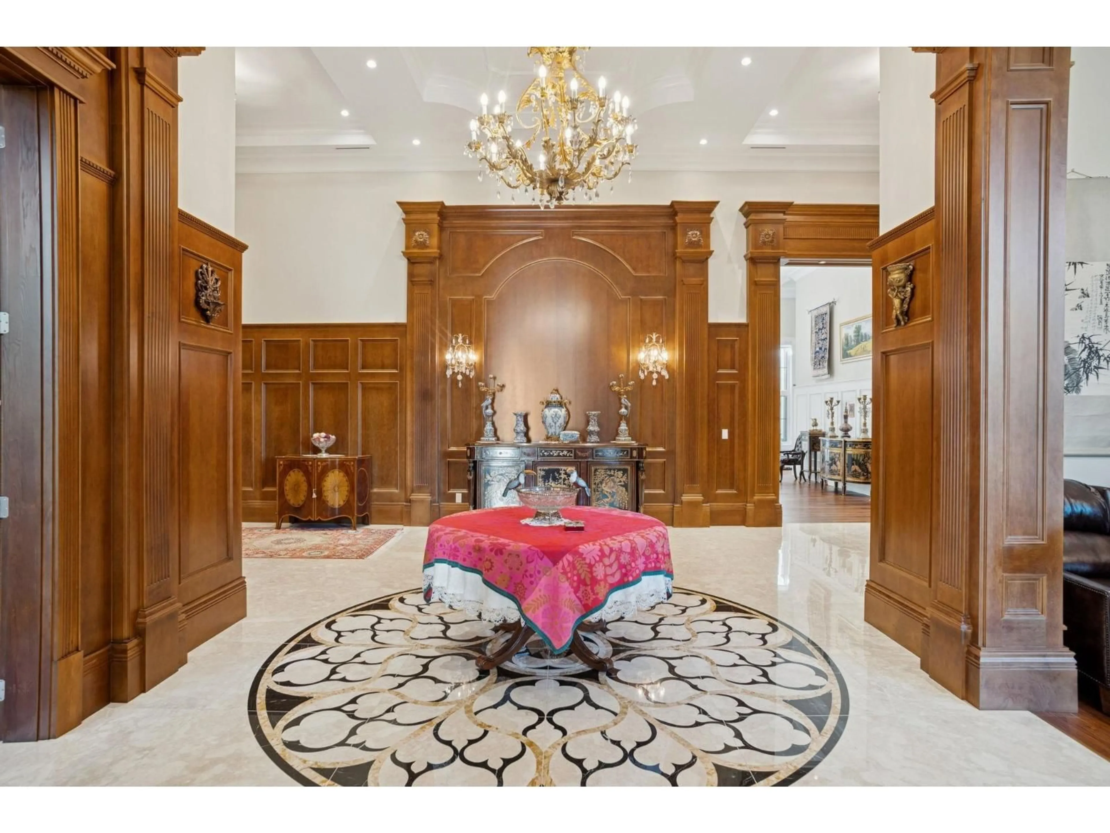 Indoor foyer for 16728 28, Surrey British Columbia V3Z0A9