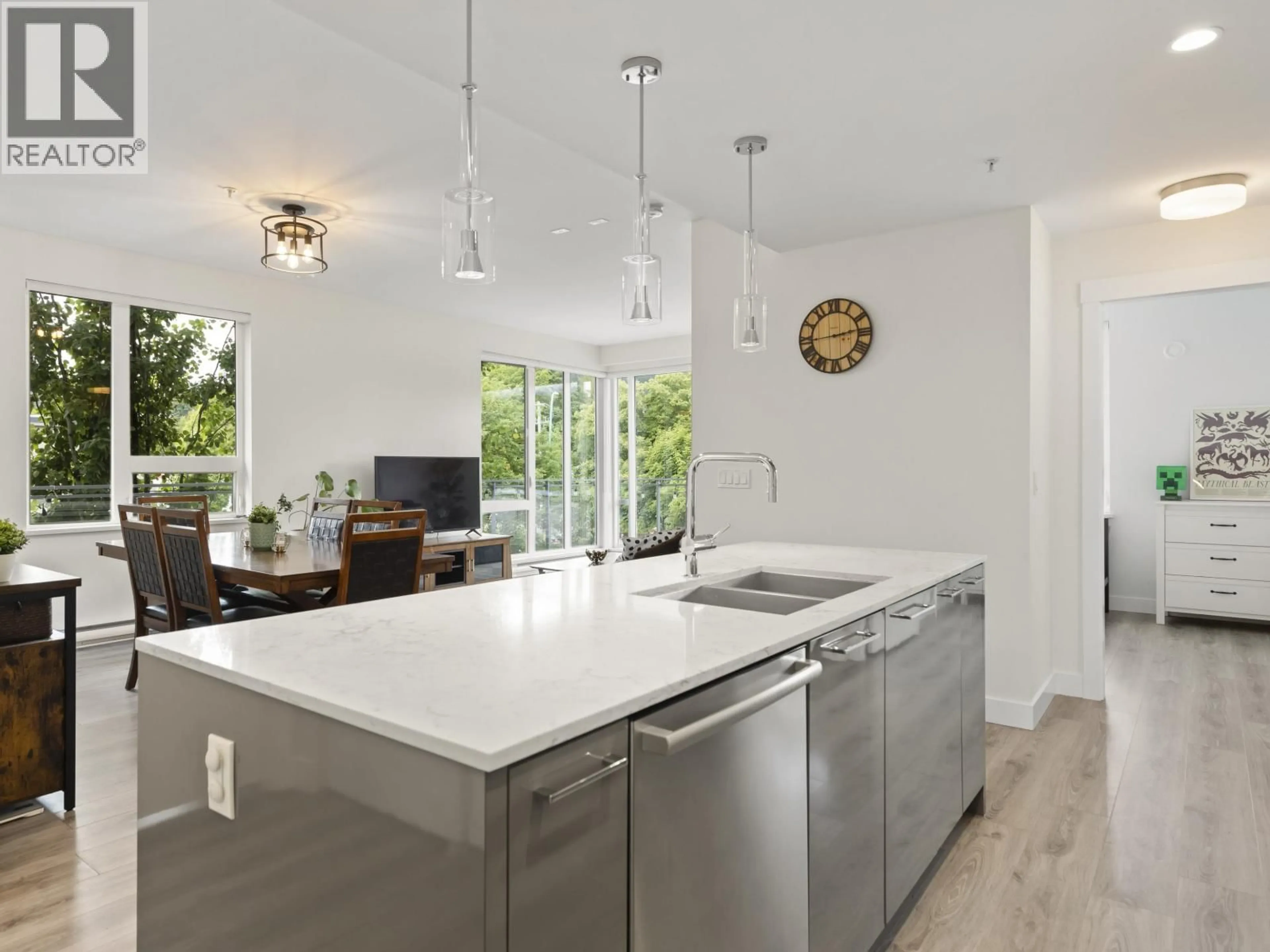 Contemporary kitchen, unknown for 303 - 1327 DRAYCOTT ROAD, North Vancouver British Columbia V7J1W1
