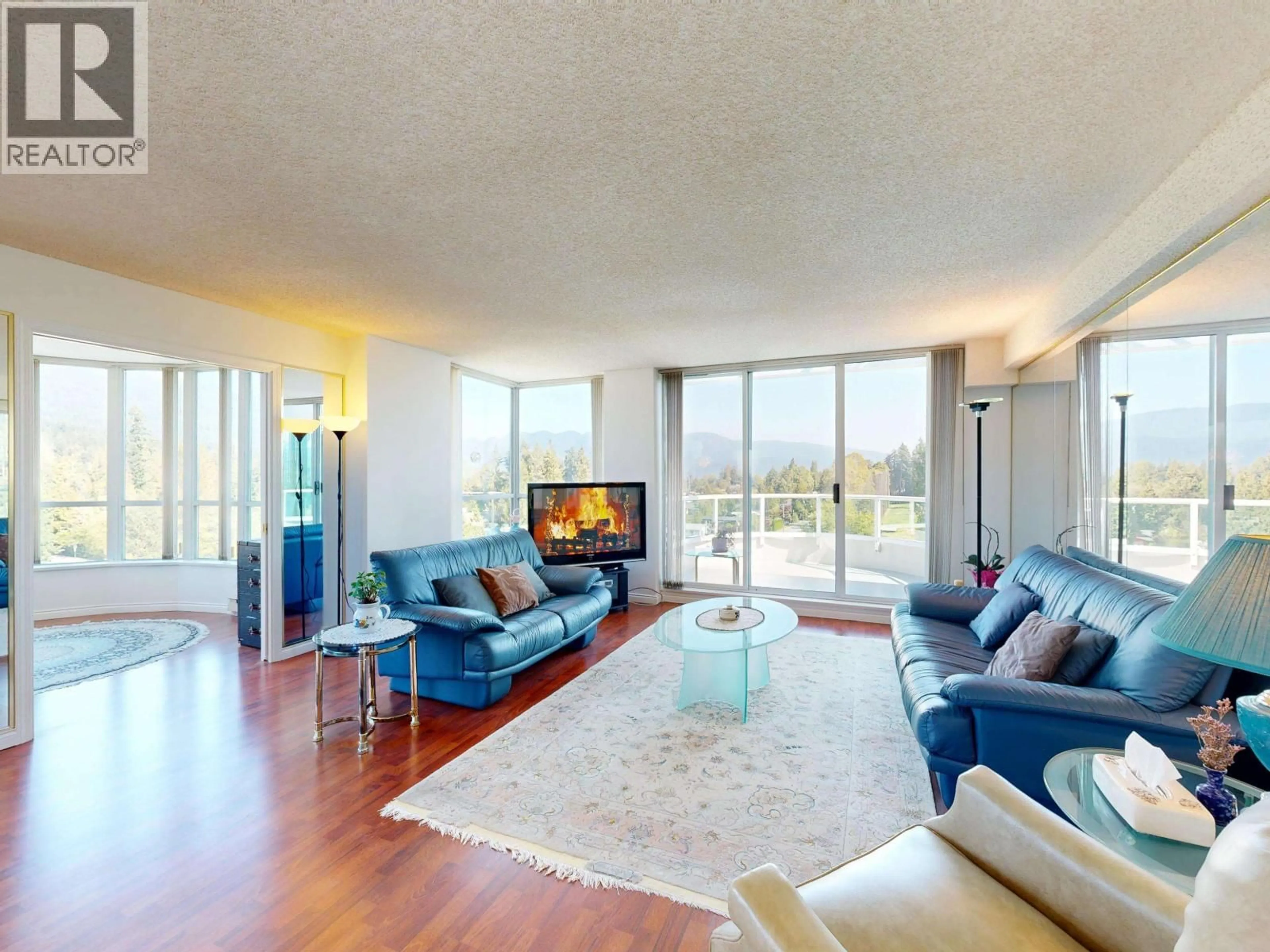 Living room with furniture, unknown for 1005 - 995 ROCHE POINT DRIVE, North Vancouver British Columbia V7X2X4
