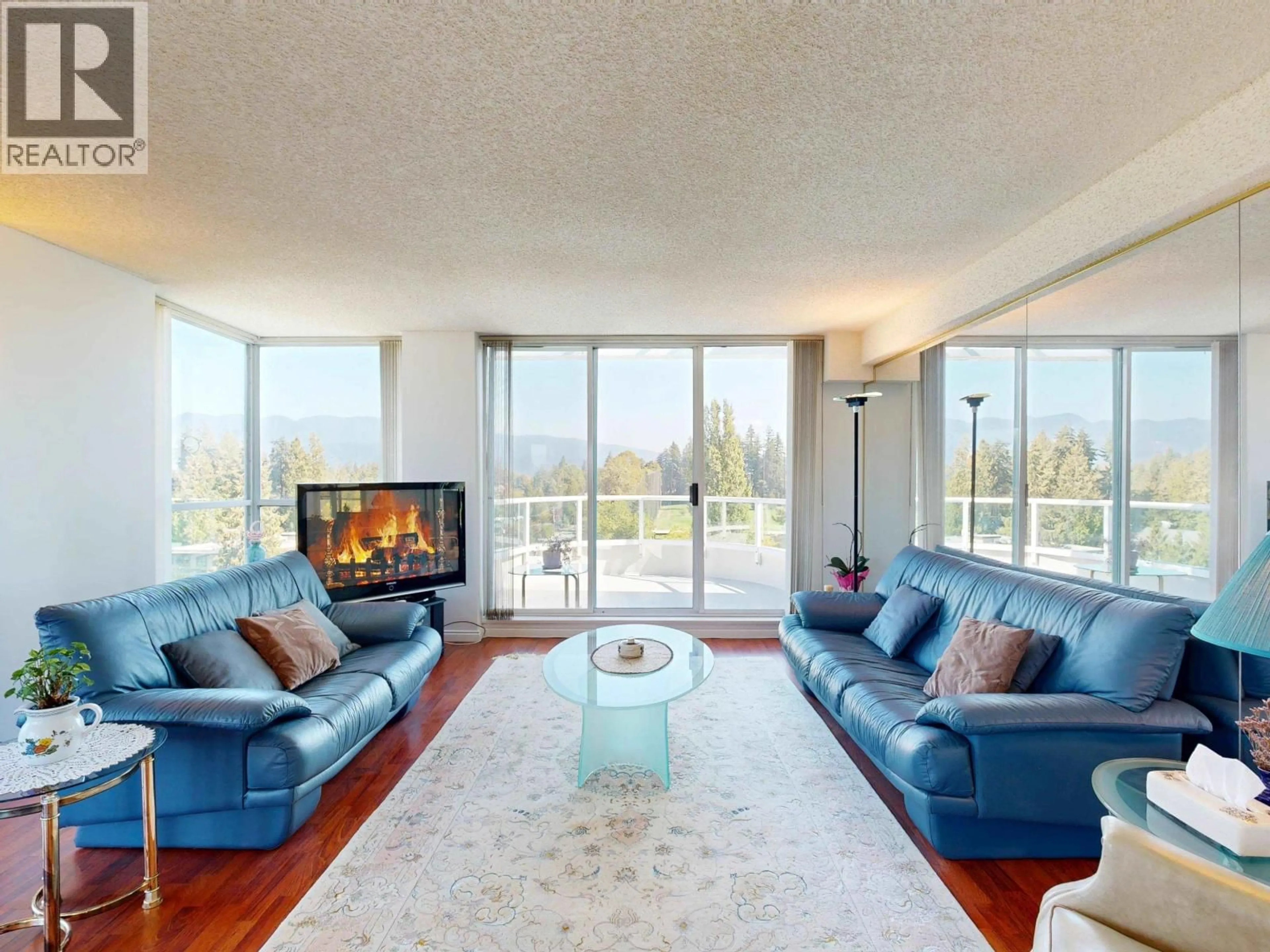 Living room with furniture, unknown for 1005 - 995 ROCHE POINT DRIVE, North Vancouver British Columbia V7X2X4