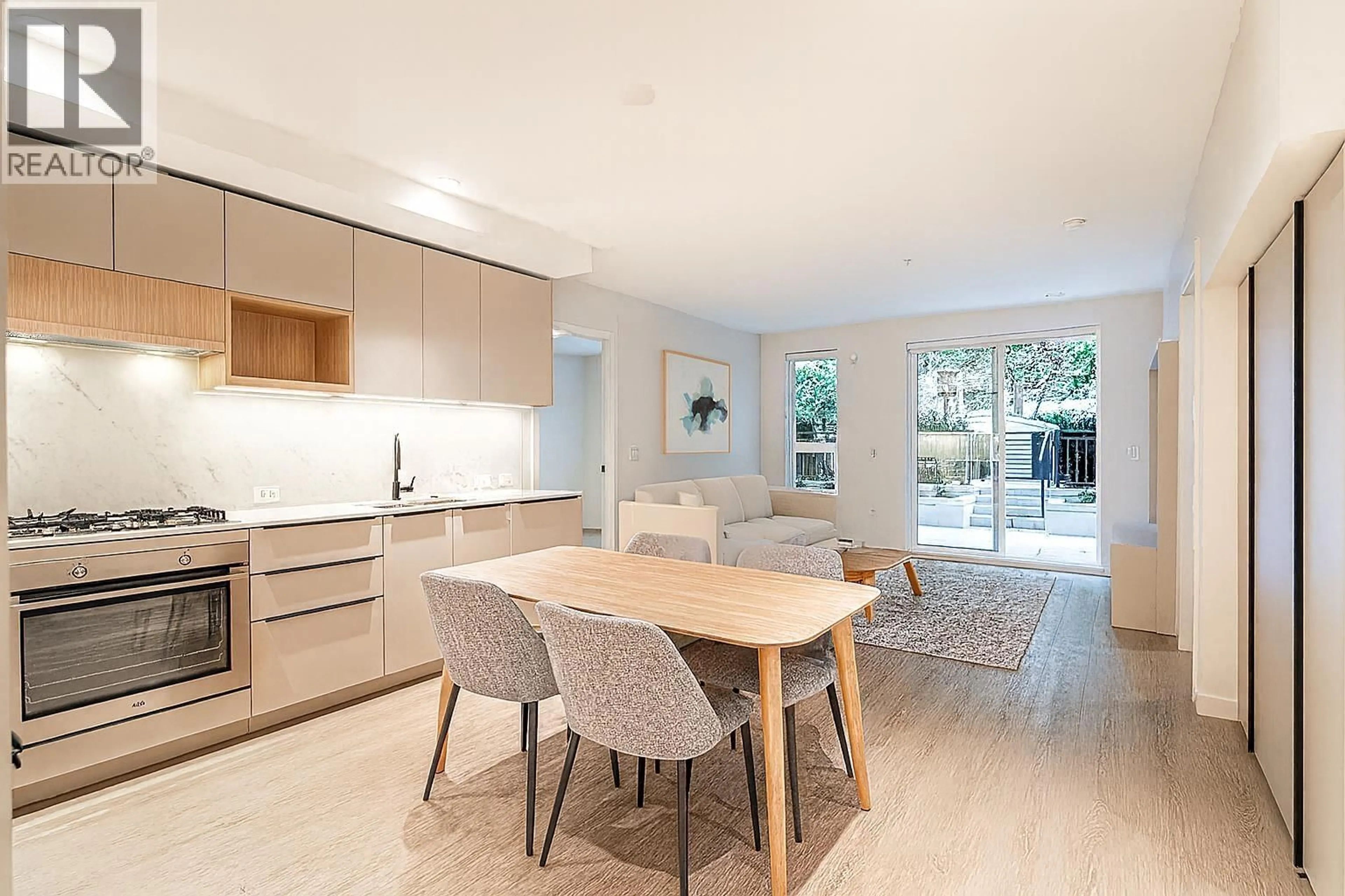 Open concept kitchen, unknown for 101 - 2015 ST. JOHNS STREET, Port Moody British Columbia V3H0N5