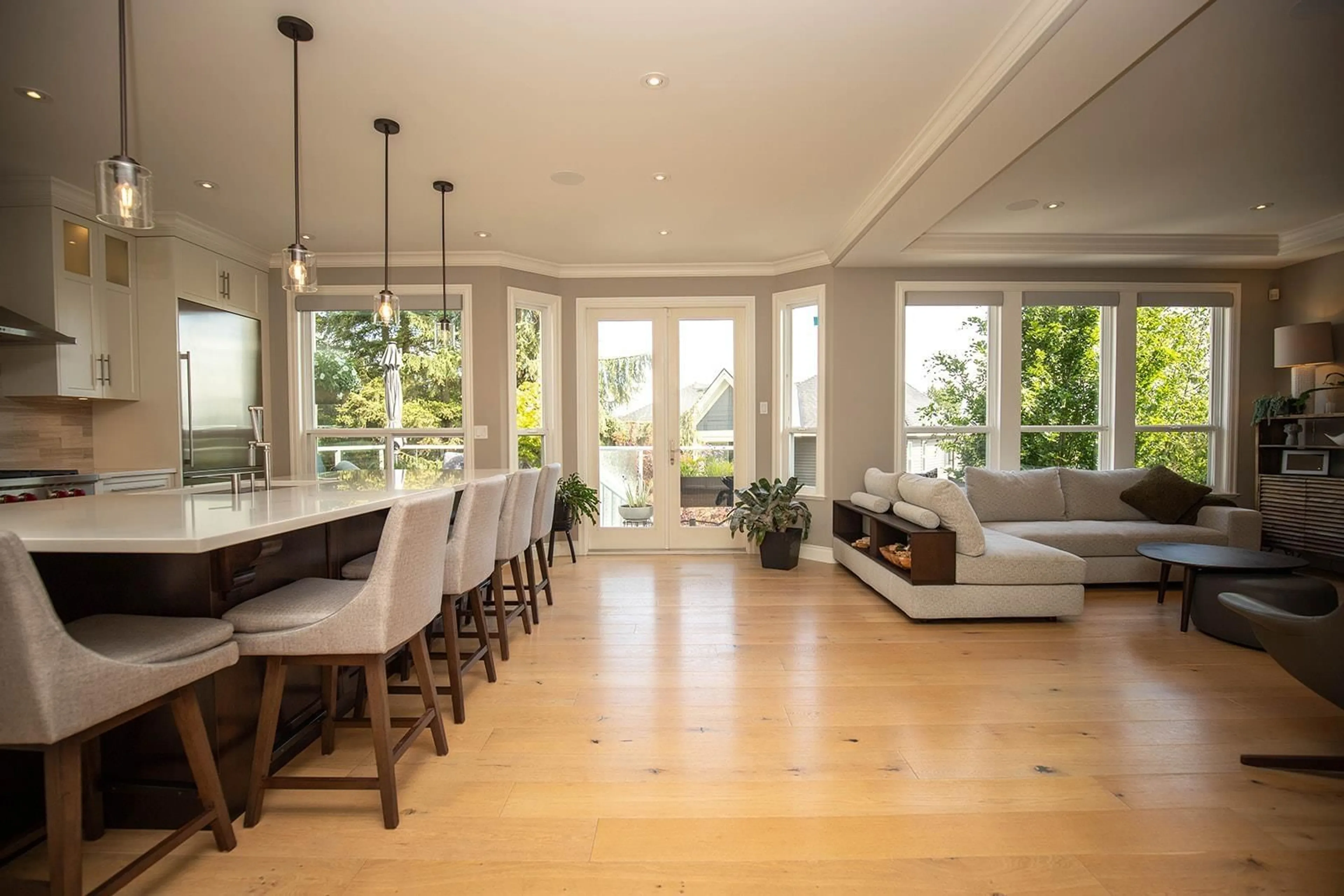Open concept kitchen, wood/laminate floor for 5778 167, Surrey British Columbia V3S9T4