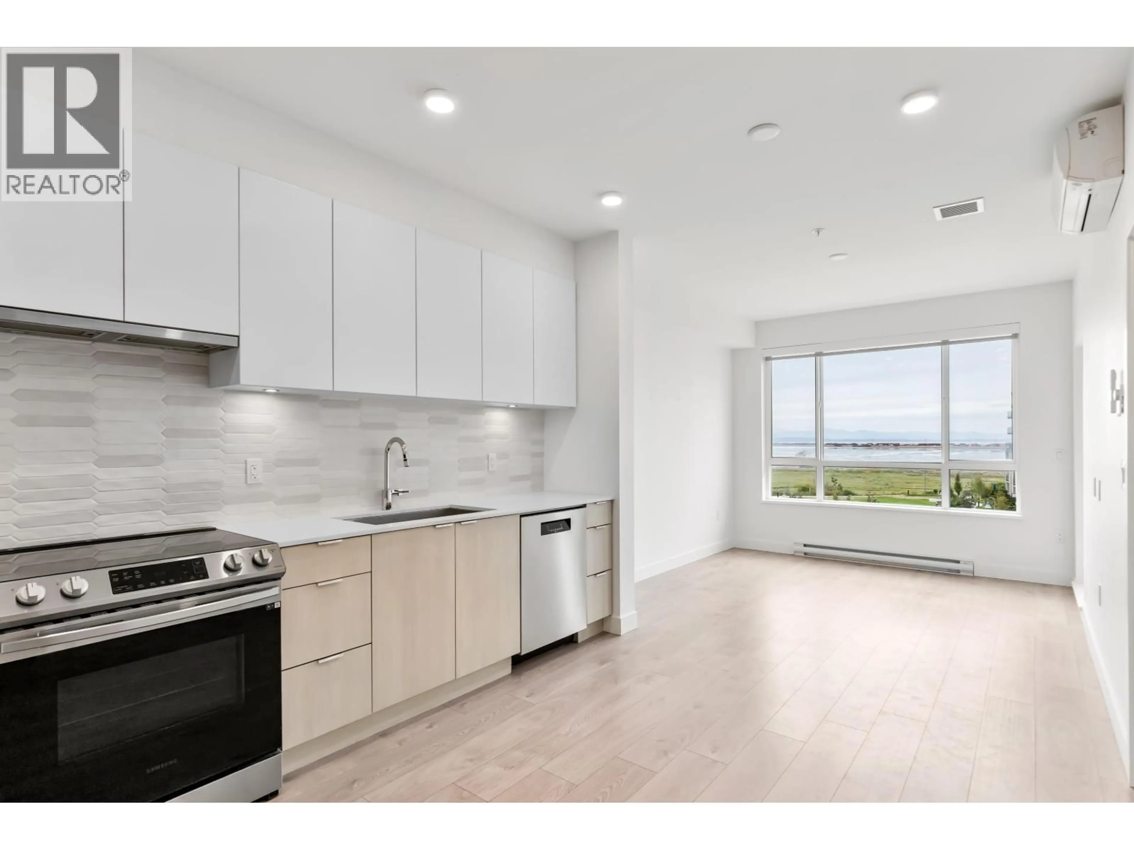 Open concept kitchen, unknown for 418 - 2499 RABBIT DRIVE, Tsawwassen British Columbia V4M0G4