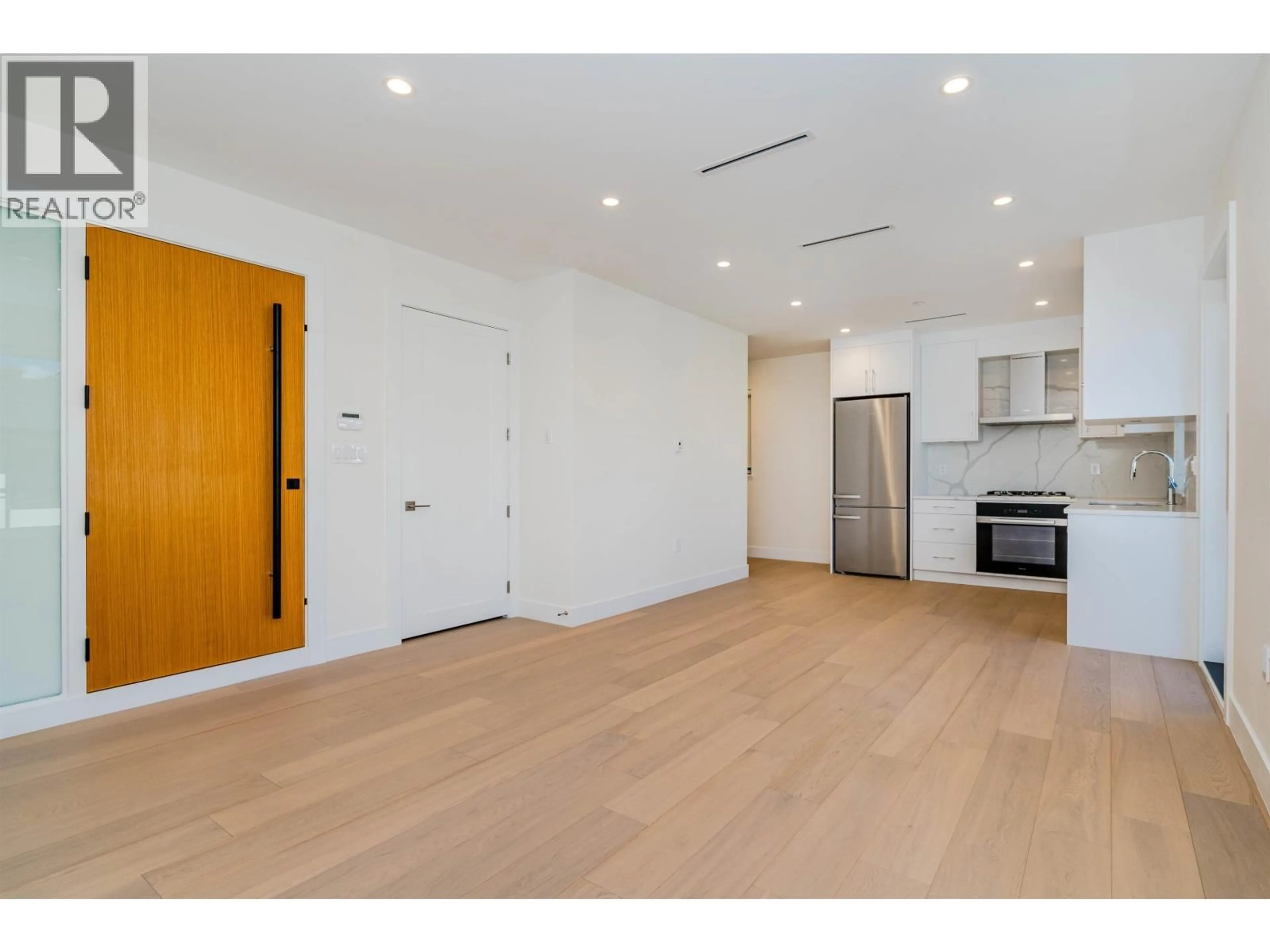 Unknown for 8182 CARTIER STREET, Vancouver British Columbia V6P4T5