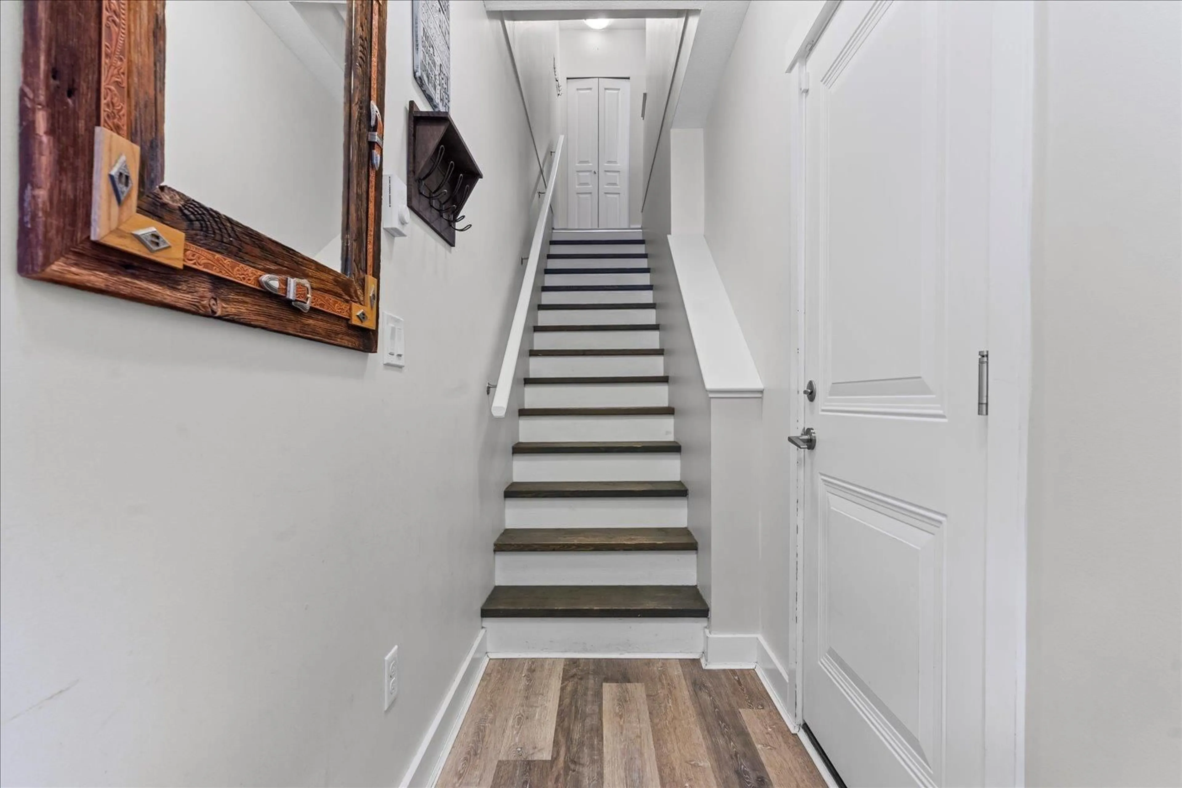Stairs for 99 - 30989 WESTRIDGE, Abbotsford British Columbia V2T0E7