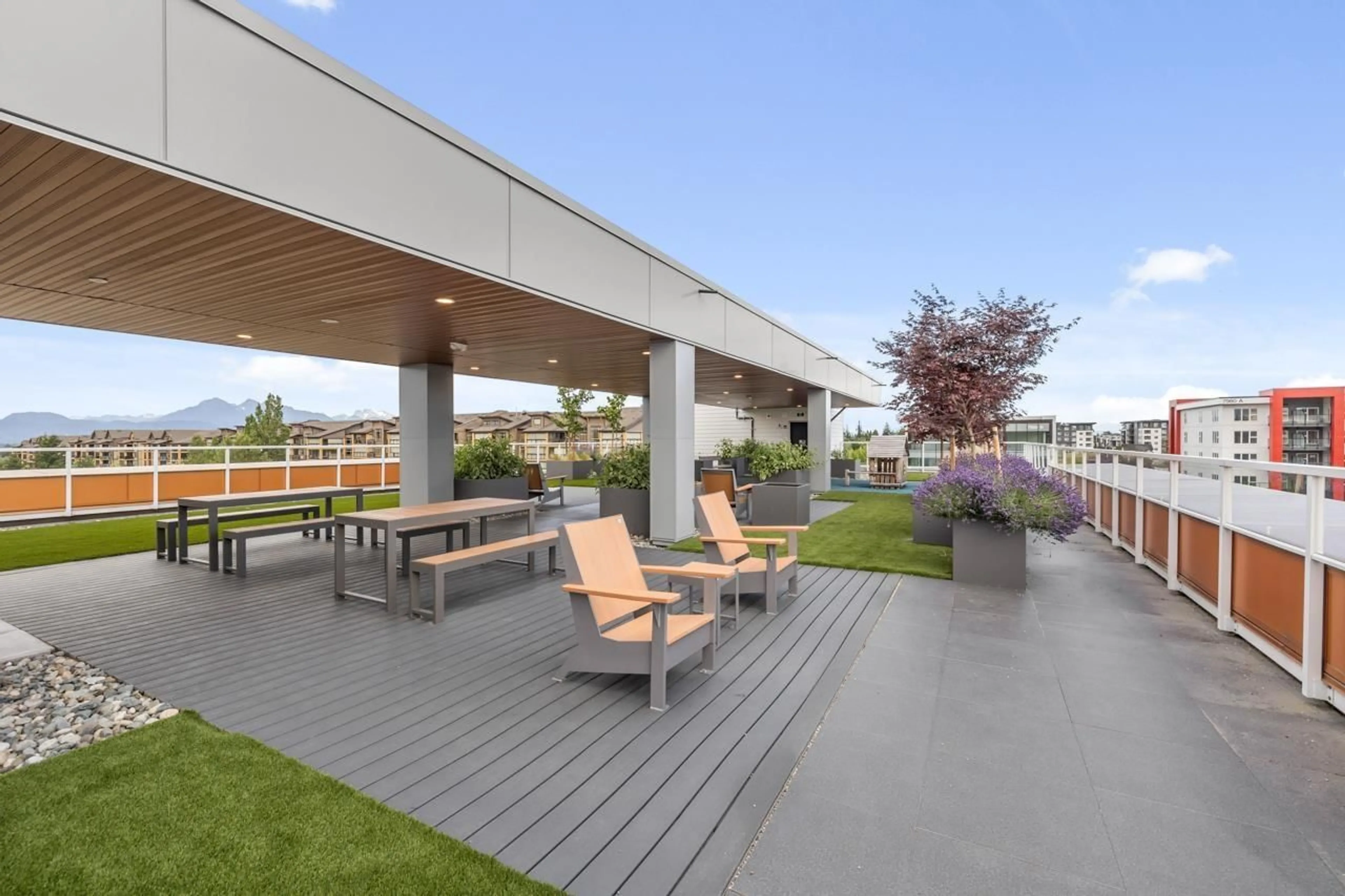 Patio, unknown for 403 - 20614 80, Langley British Columbia V2Y3W7