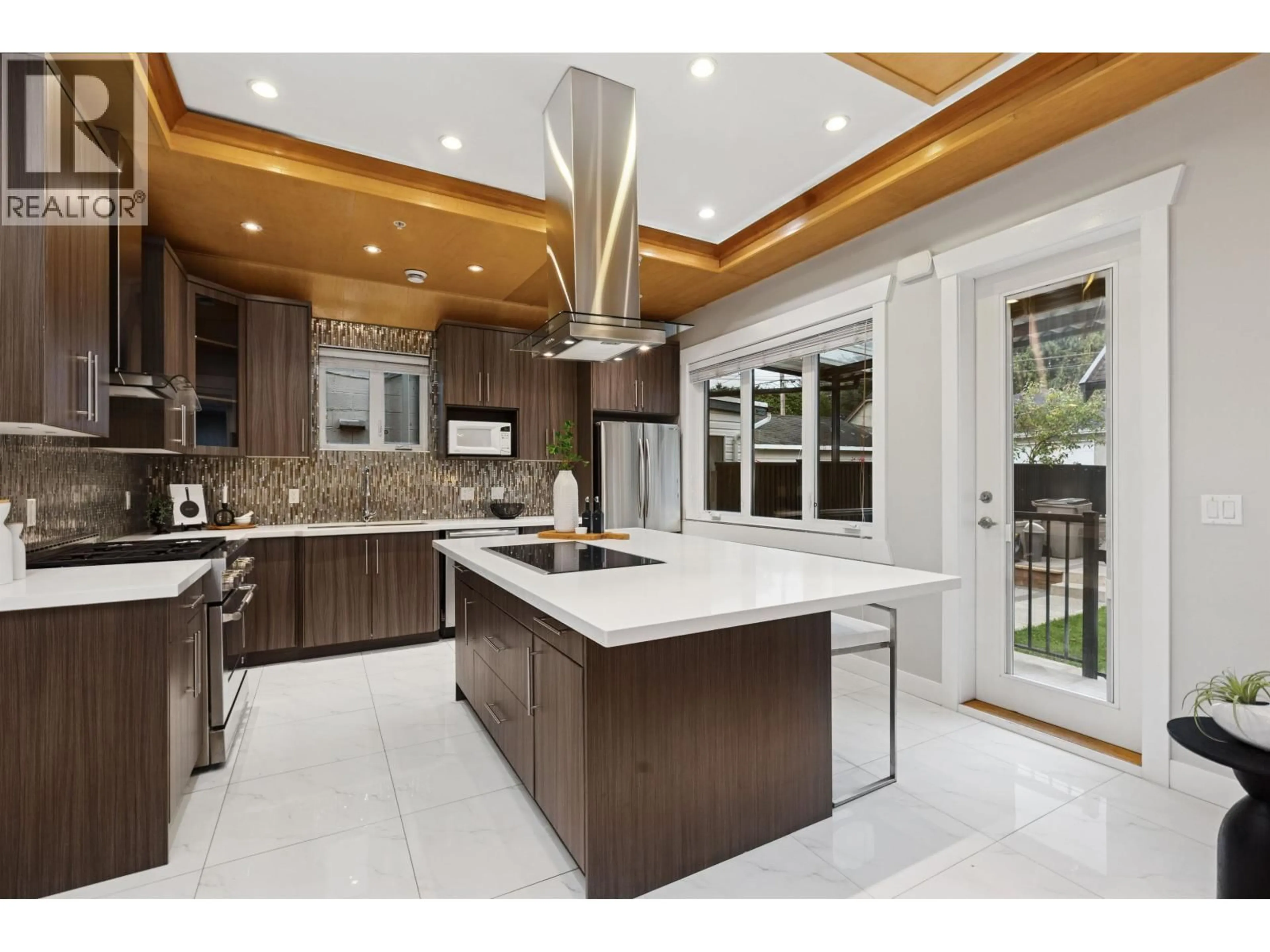 Open concept kitchen, ceramic/tile floor for 3064 19TH AVENUE, Vancouver British Columbia V5M2S9