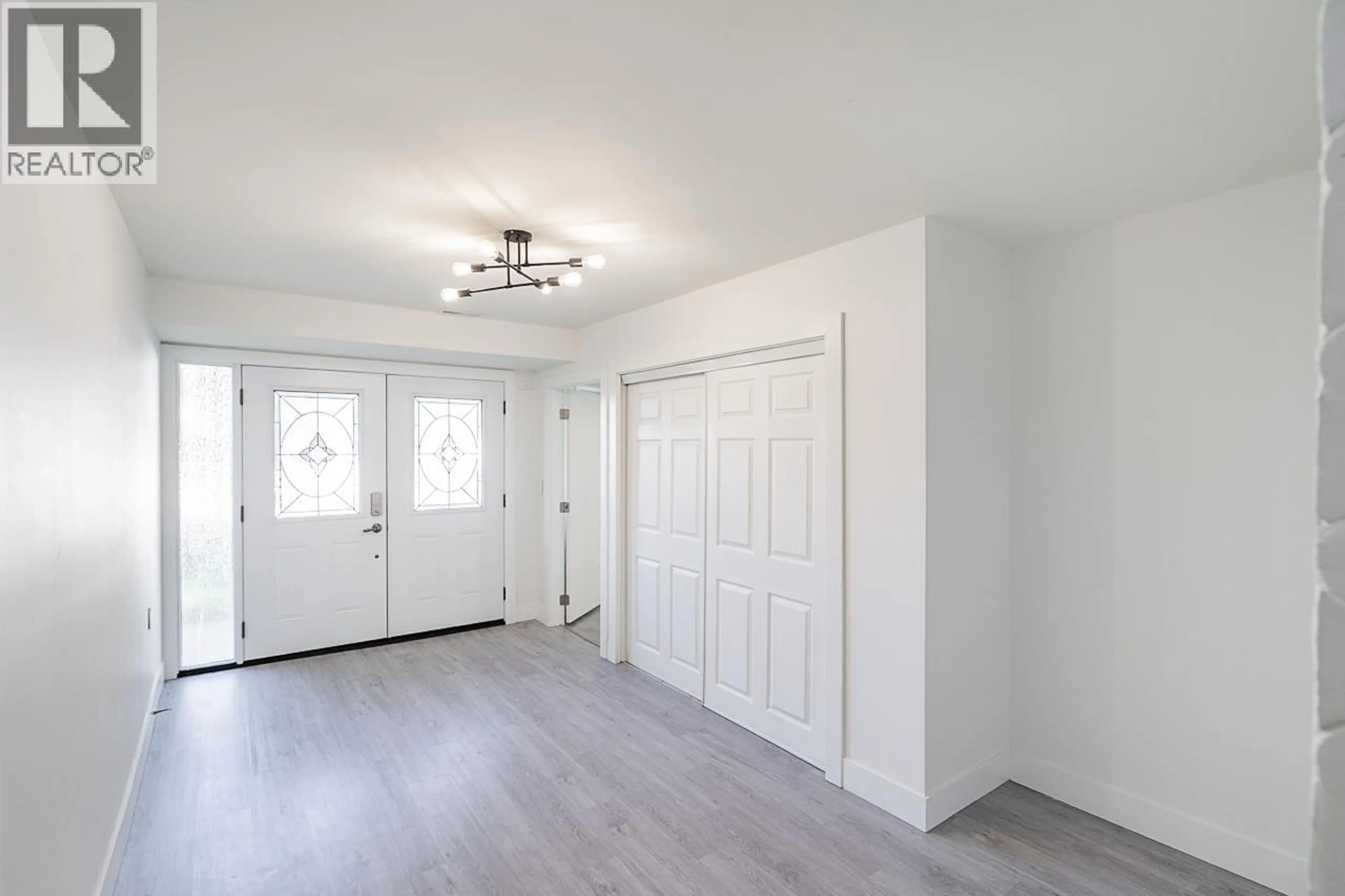 Unknown for 4346 DUNDAS STREET, Burnaby British Columbia V5C1B3