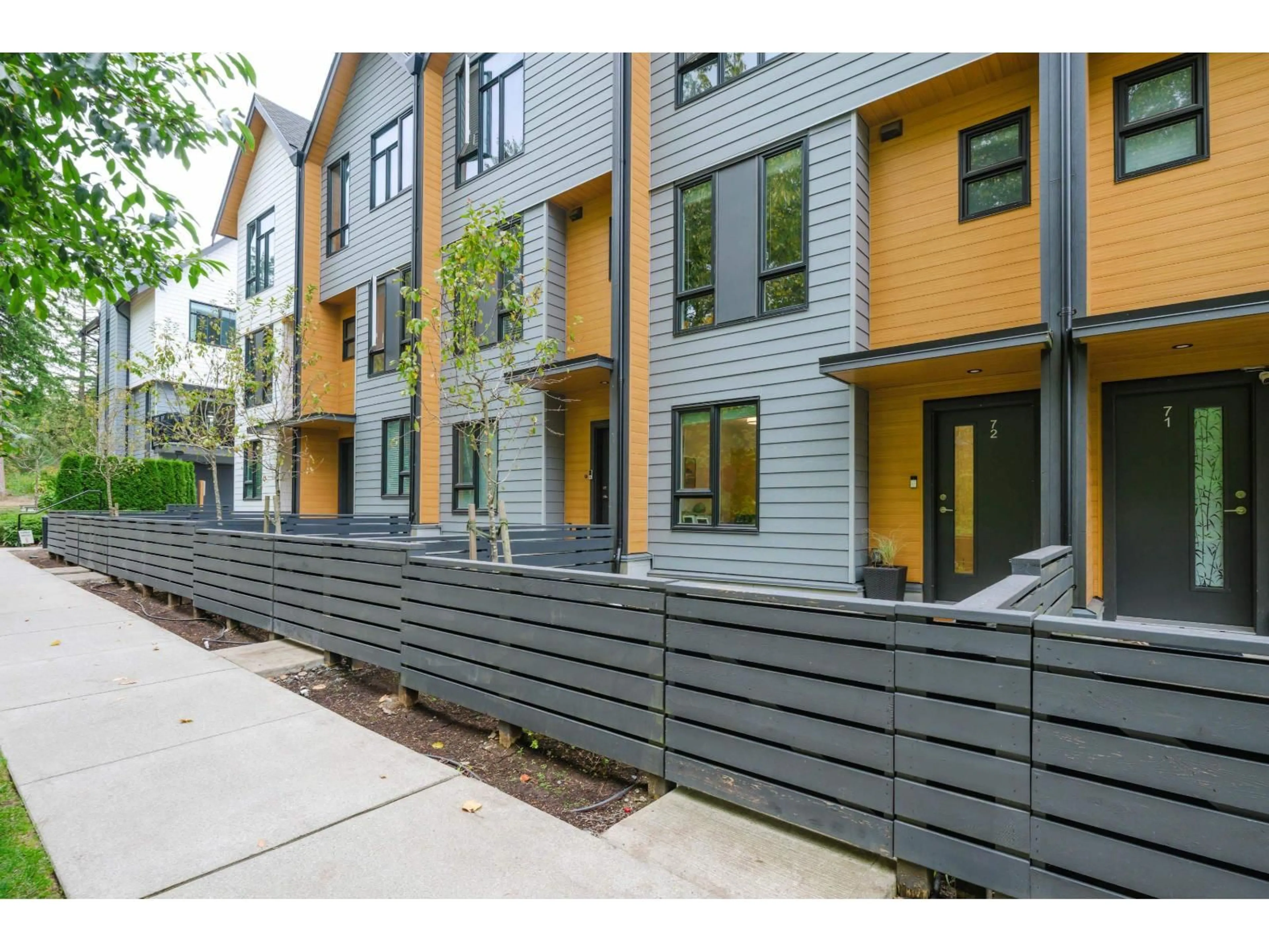 Patio, street for 72 - 16685 25, Surrey British Columbia V3Z0Z4