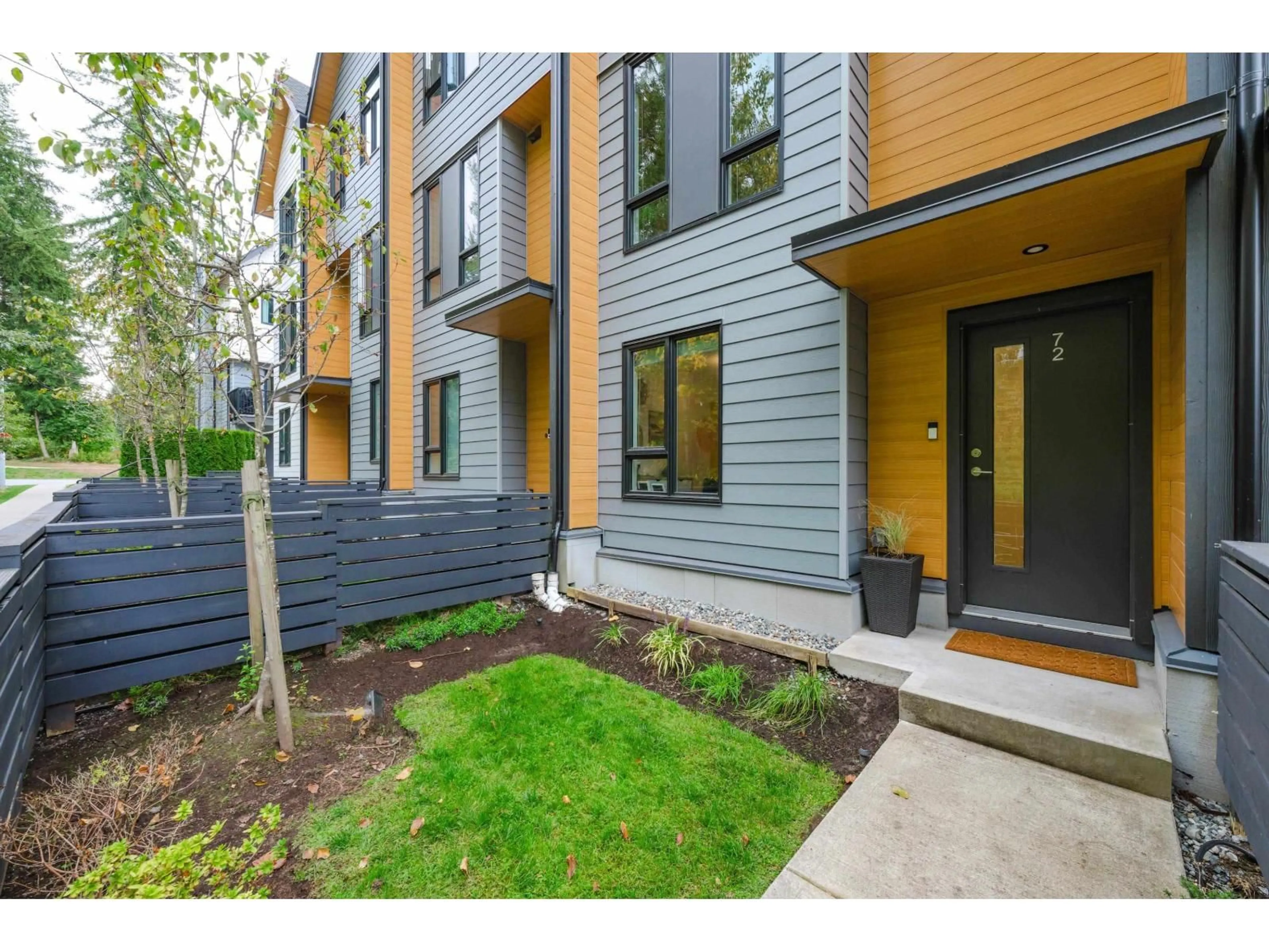 Patio, street for 72 - 16685 25, Surrey British Columbia V3Z0Z4
