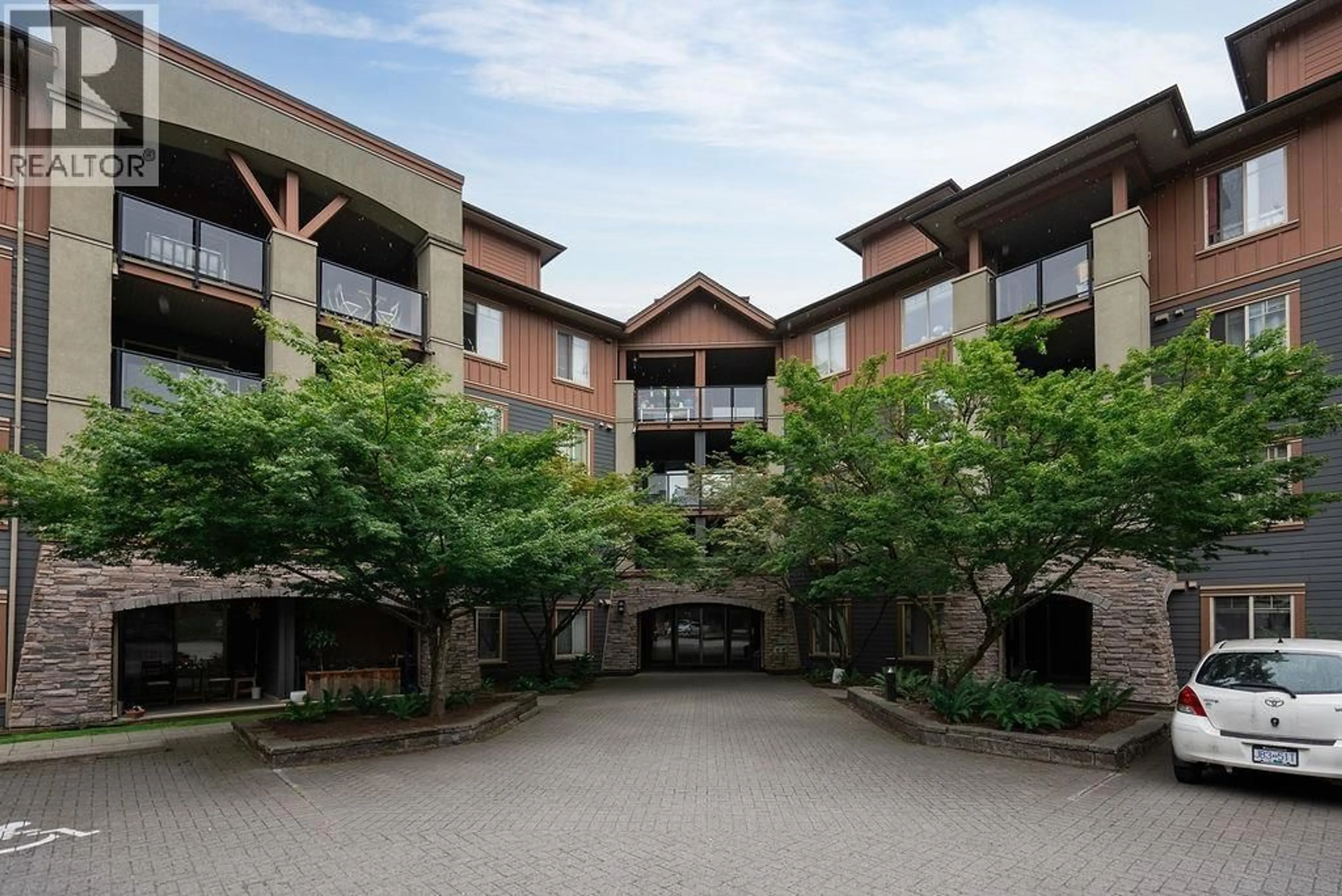 Patio, unknown for 3416 - 240 SHERBROOKE STREET, New Westminster British Columbia V3L3M2