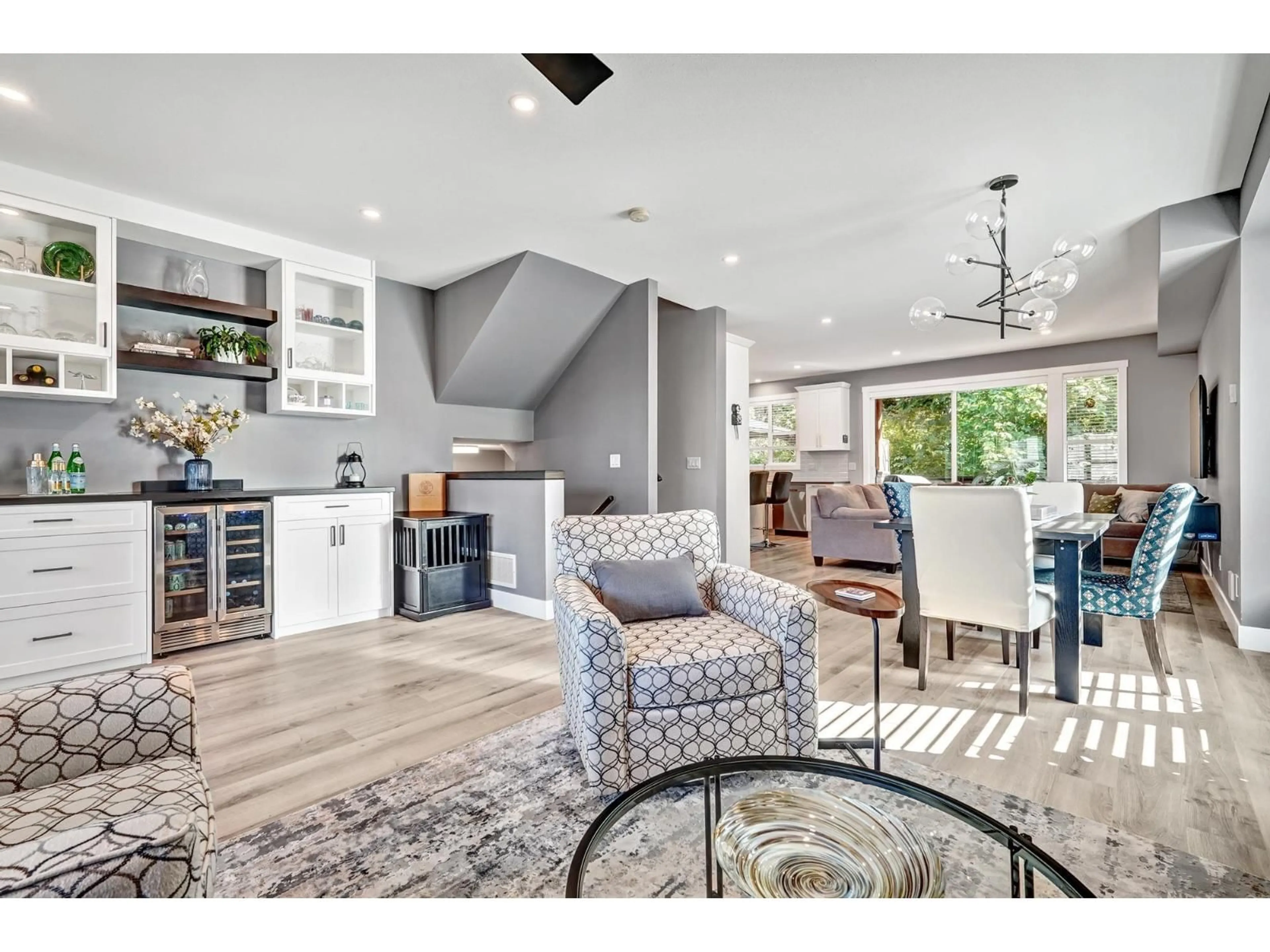 Open concept kitchen, unknown for 20 - 3618 150, Surrey British Columbia V3Z0W3